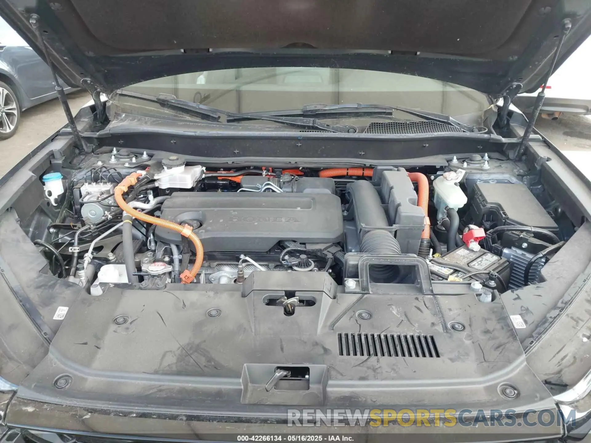 10 Photograph of a damaged car 7FARS5H80RE017571 HONDA CR-V HYBRID 2024