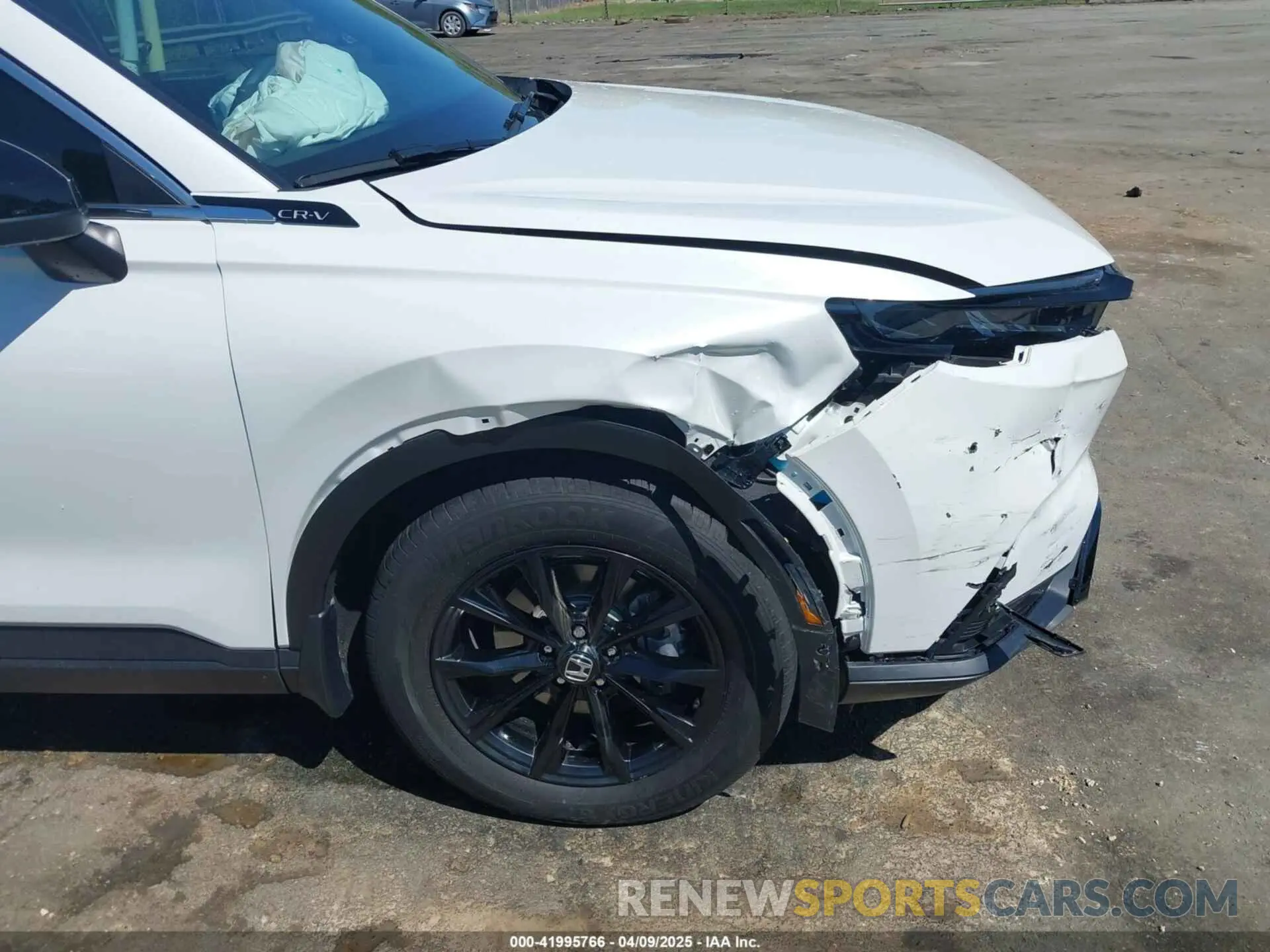 17 Photograph of a damaged car 7FARS5H81RE023640 HONDA CR-V HYBRID 2024