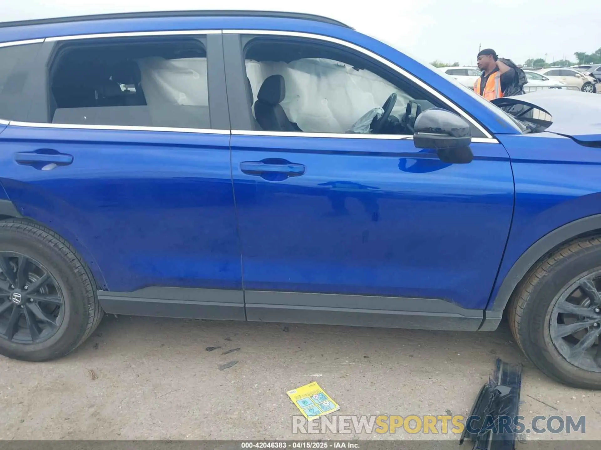 13 Photograph of a damaged car 7FARS5H84RE029349 HONDA CR-V HYBRID 2024