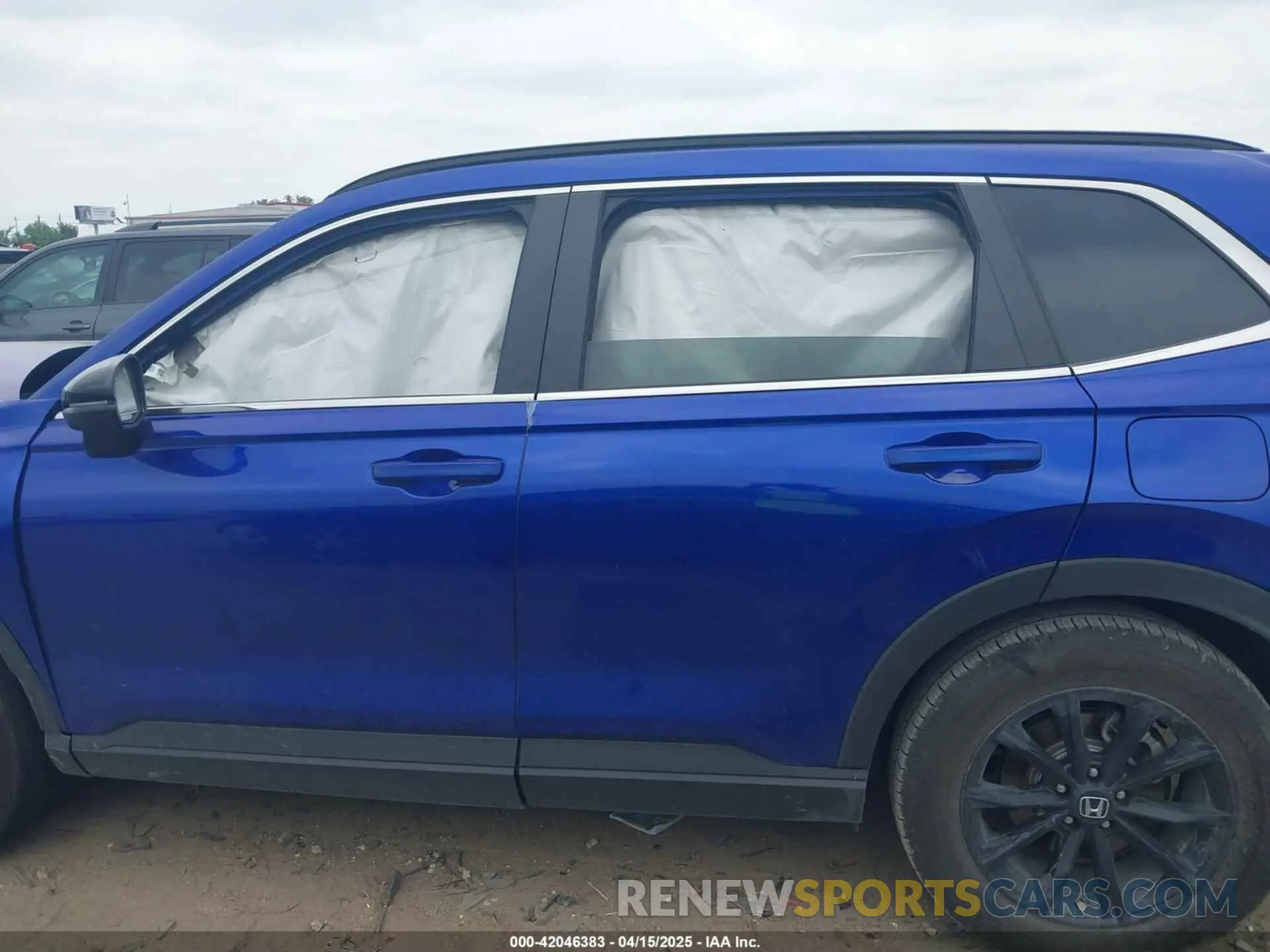 14 Photograph of a damaged car 7FARS5H84RE029349 HONDA CR-V HYBRID 2024