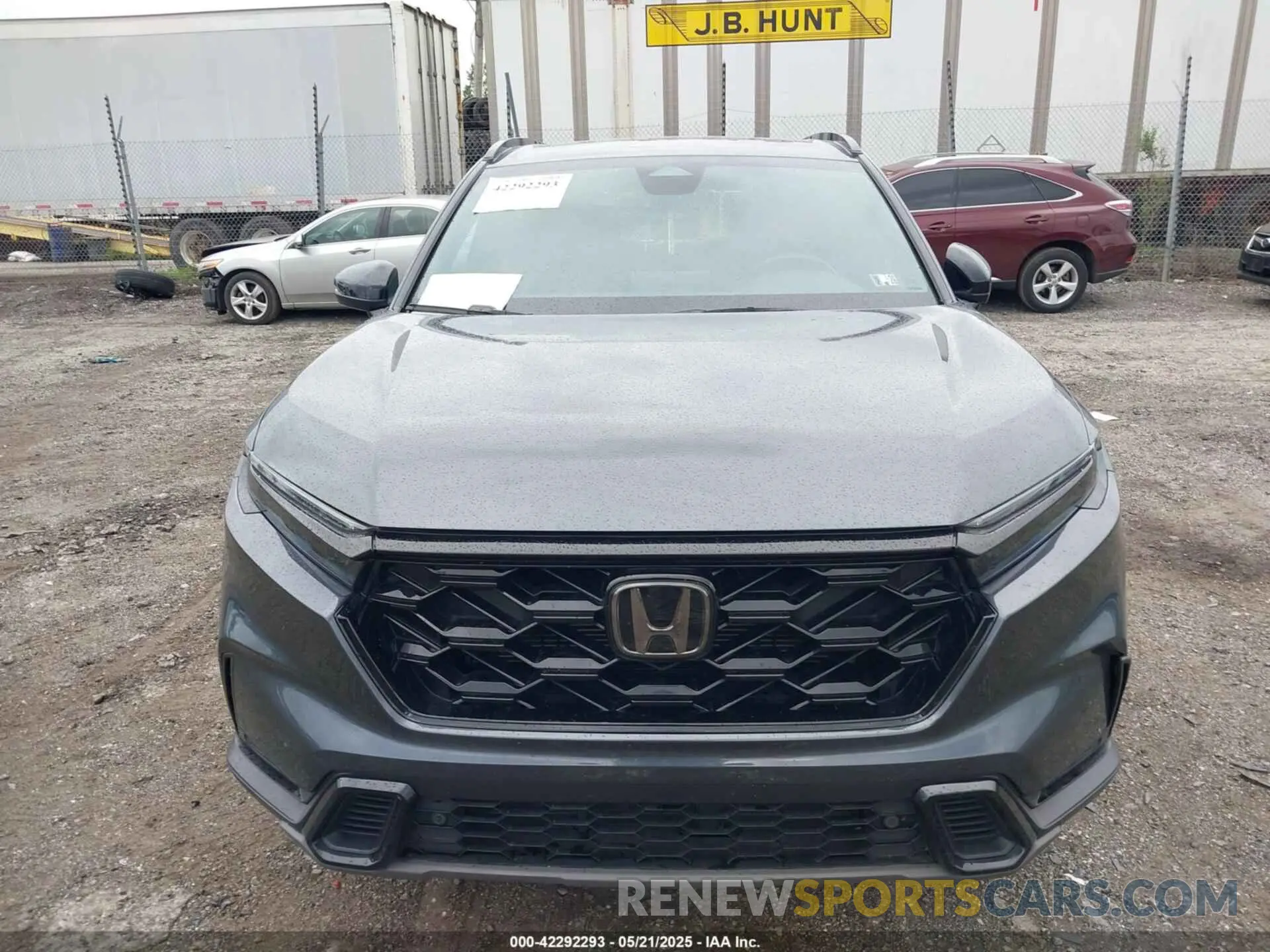 13 Photograph of a damaged car 7FARS5H87RE017535 HONDA CR-V HYBRID 2024