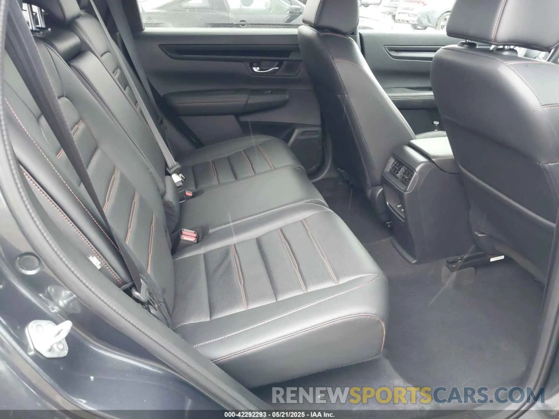8 Photograph of a damaged car 7FARS5H87RE017535 HONDA CR-V HYBRID 2024