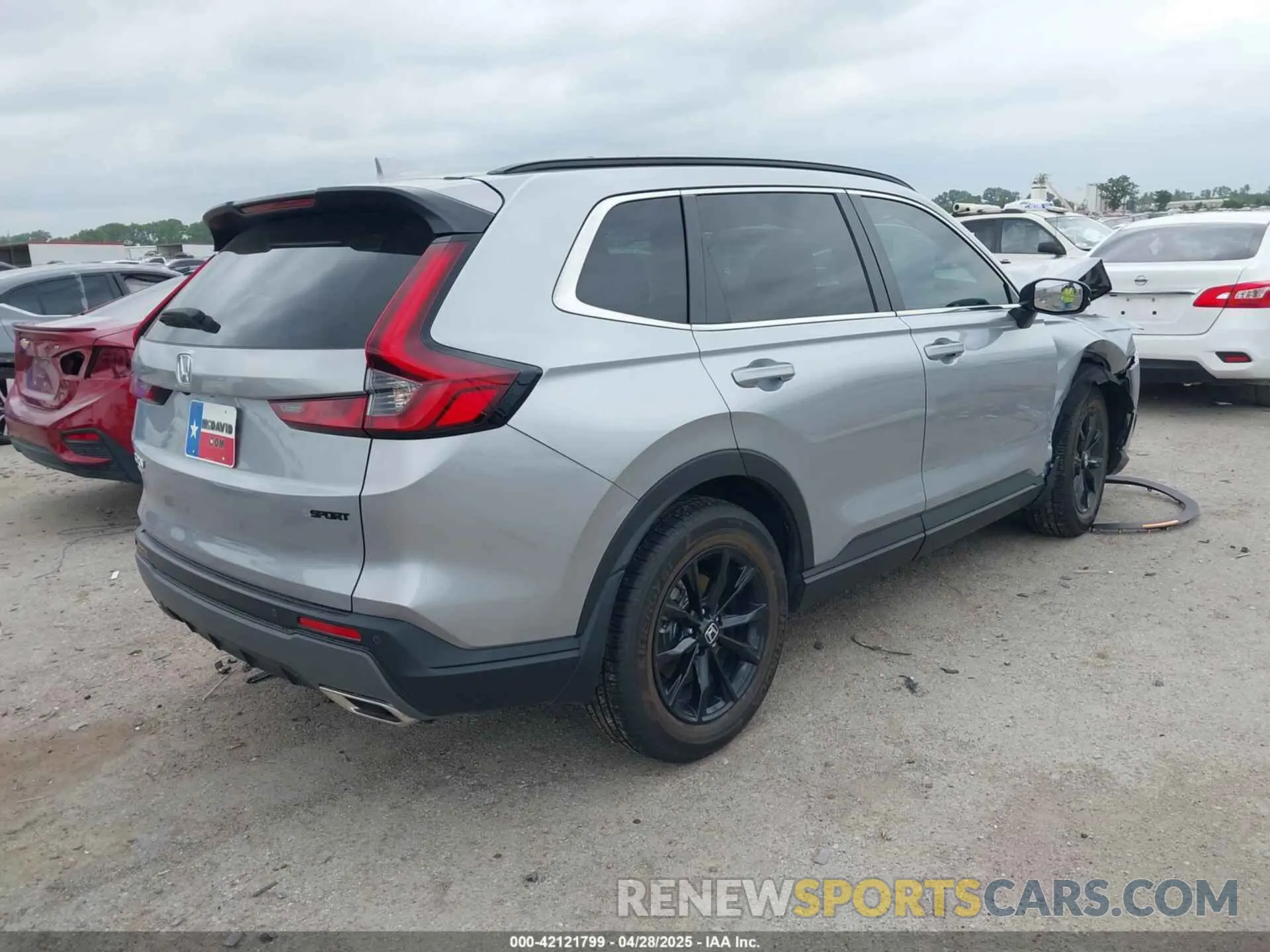 4 Photograph of a damaged car 7FARS5H88RE022453 HONDA CR-V HYBRID 2024