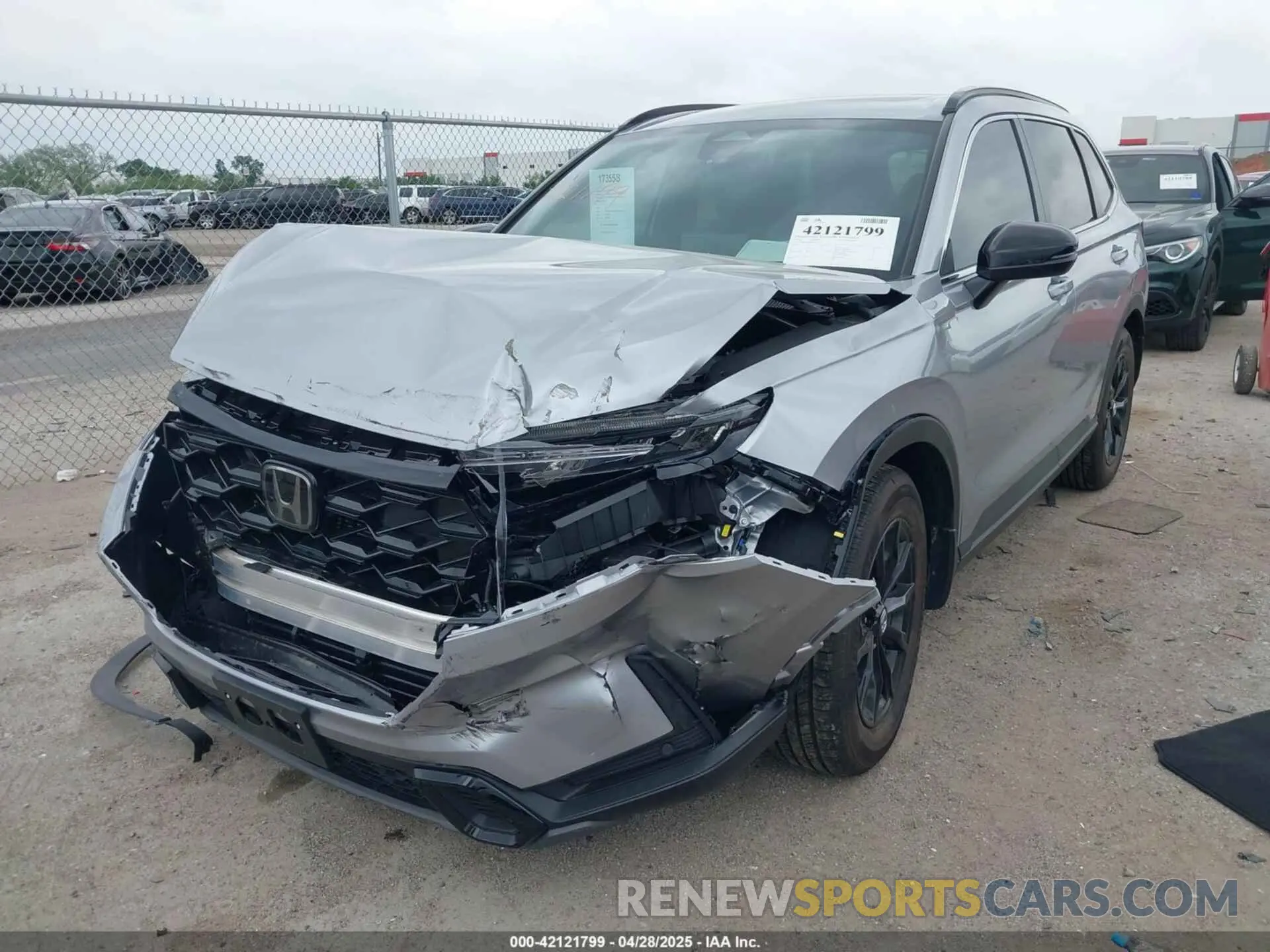 6 Photograph of a damaged car 7FARS5H88RE022453 HONDA CR-V HYBRID 2024