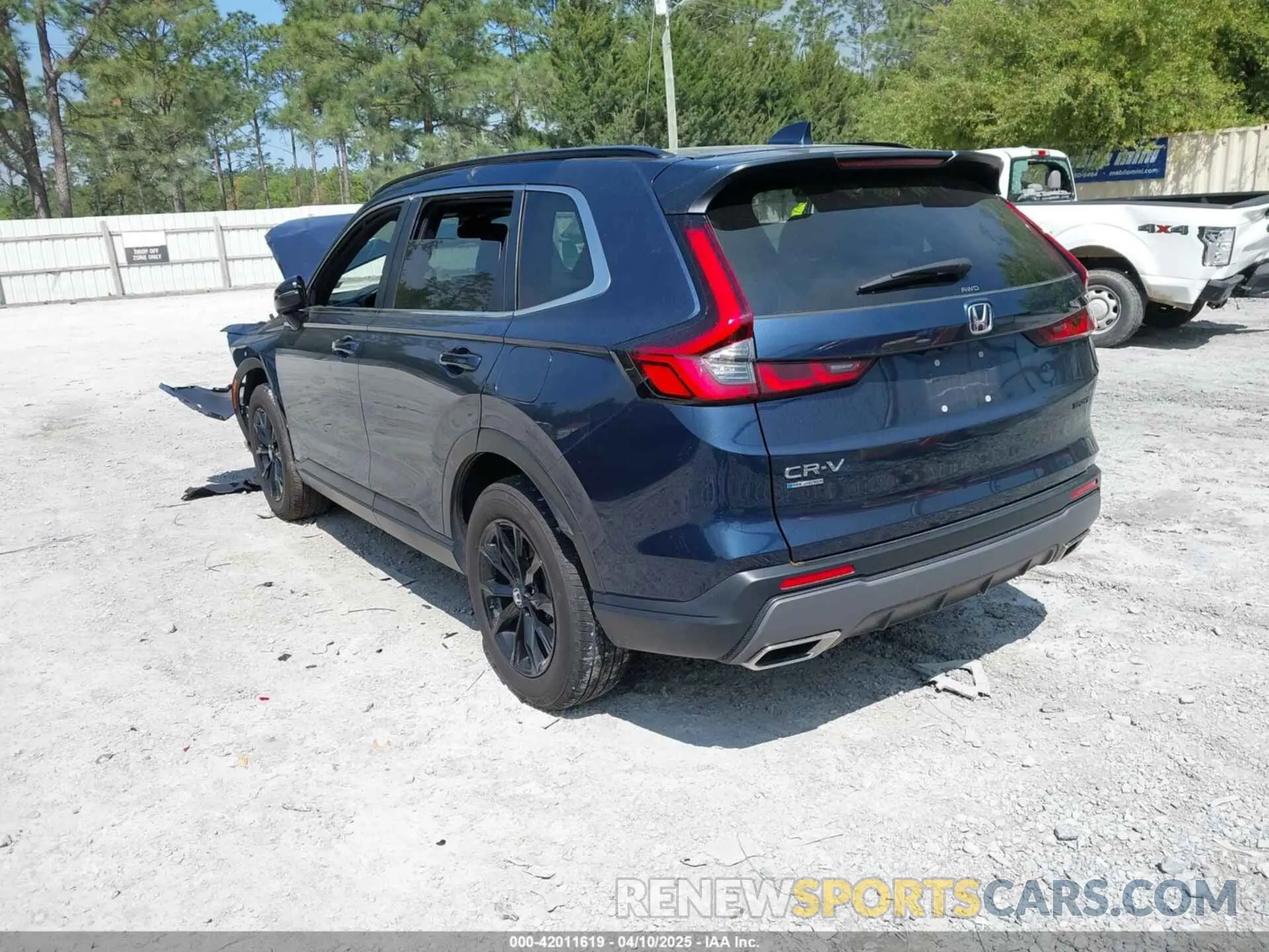 3 Photograph of a damaged car 7FARS6H53RE064301 HONDA CR-V HYBRID 2024