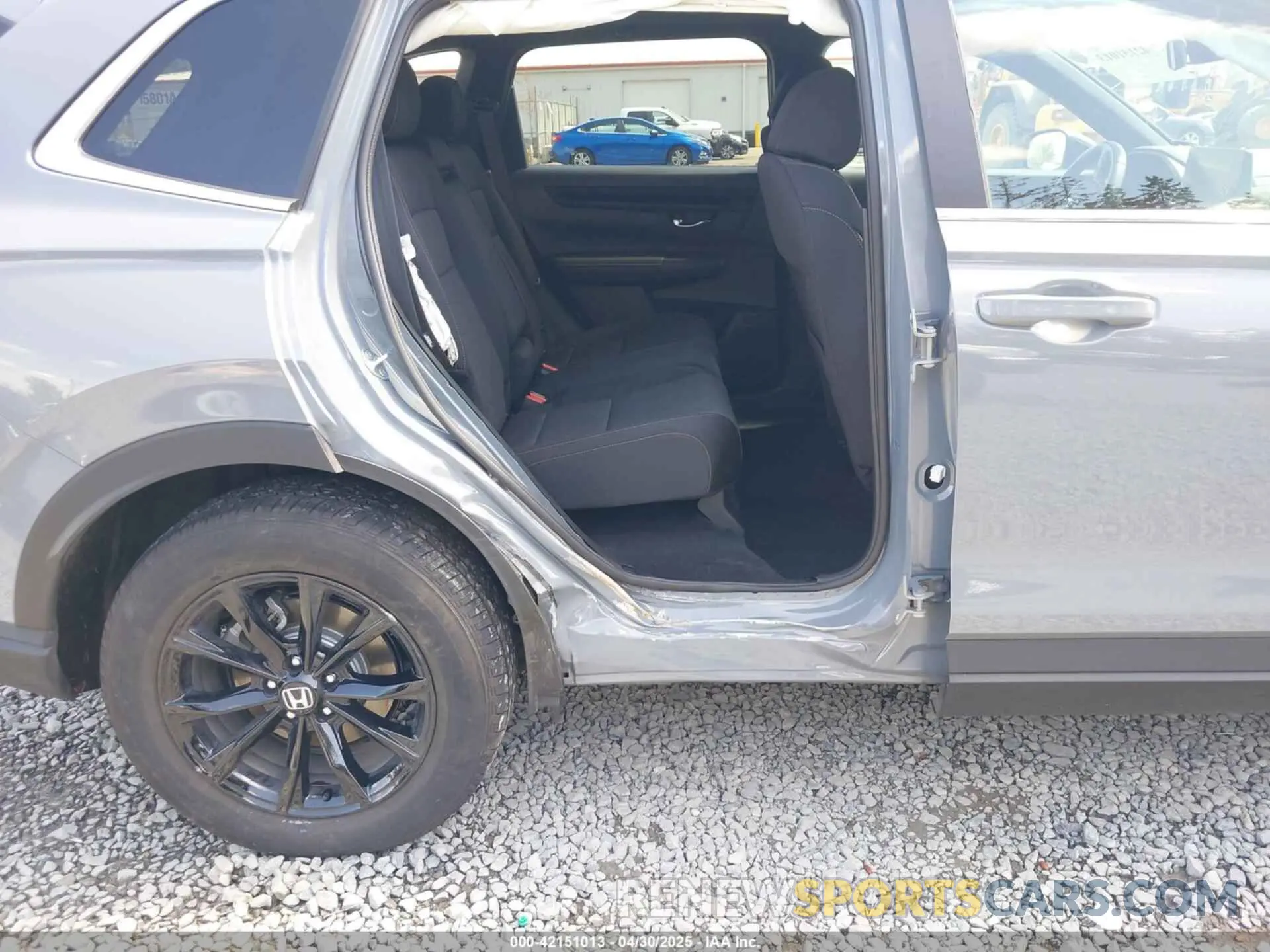 6 Photograph of a damaged car 7FARS6H59RE059541 HONDA CR-V HYBRID 2024