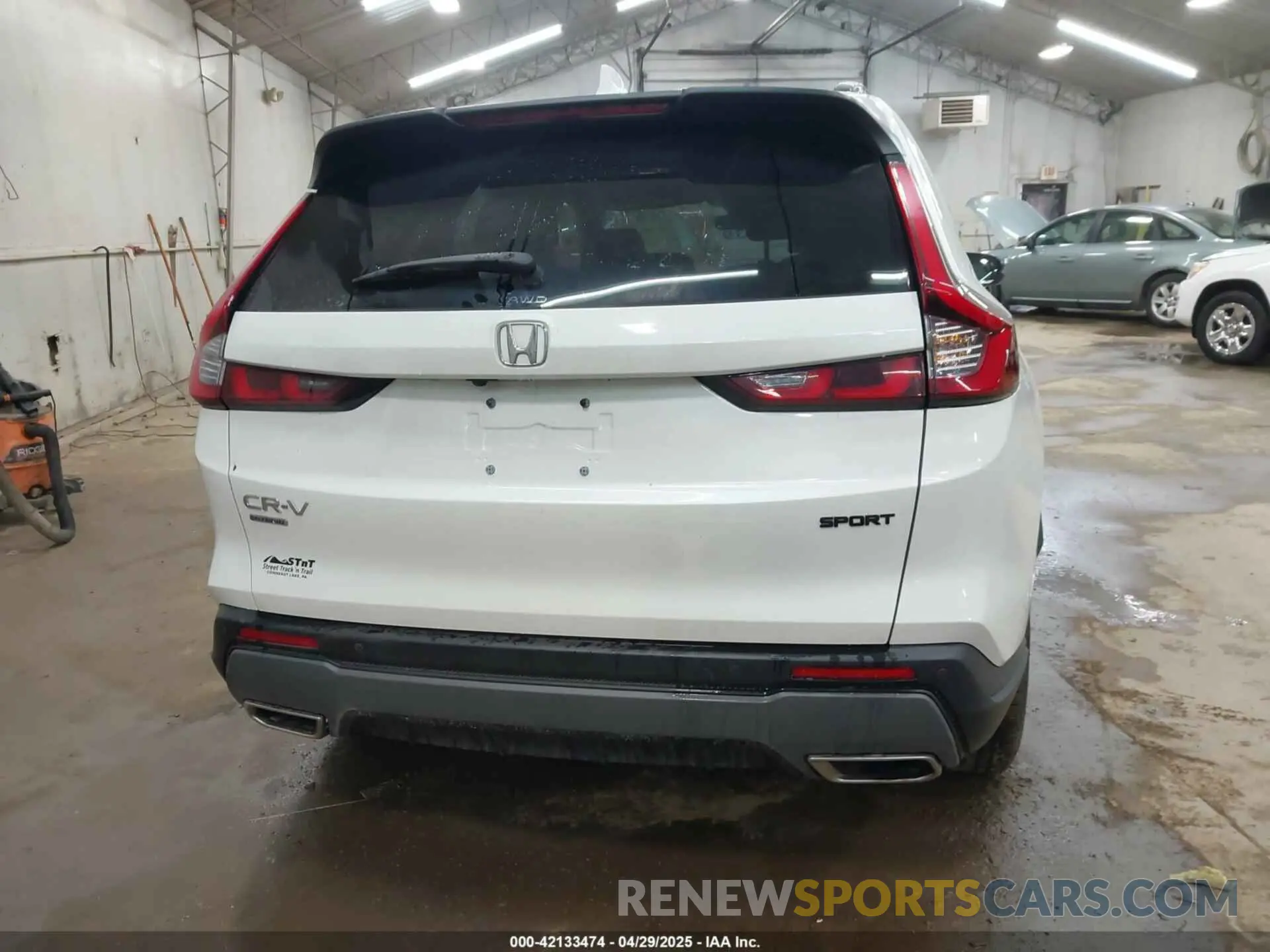 16 Photograph of a damaged car 7FARS6H84RE005266 HONDA CR-V HYBRID 2024