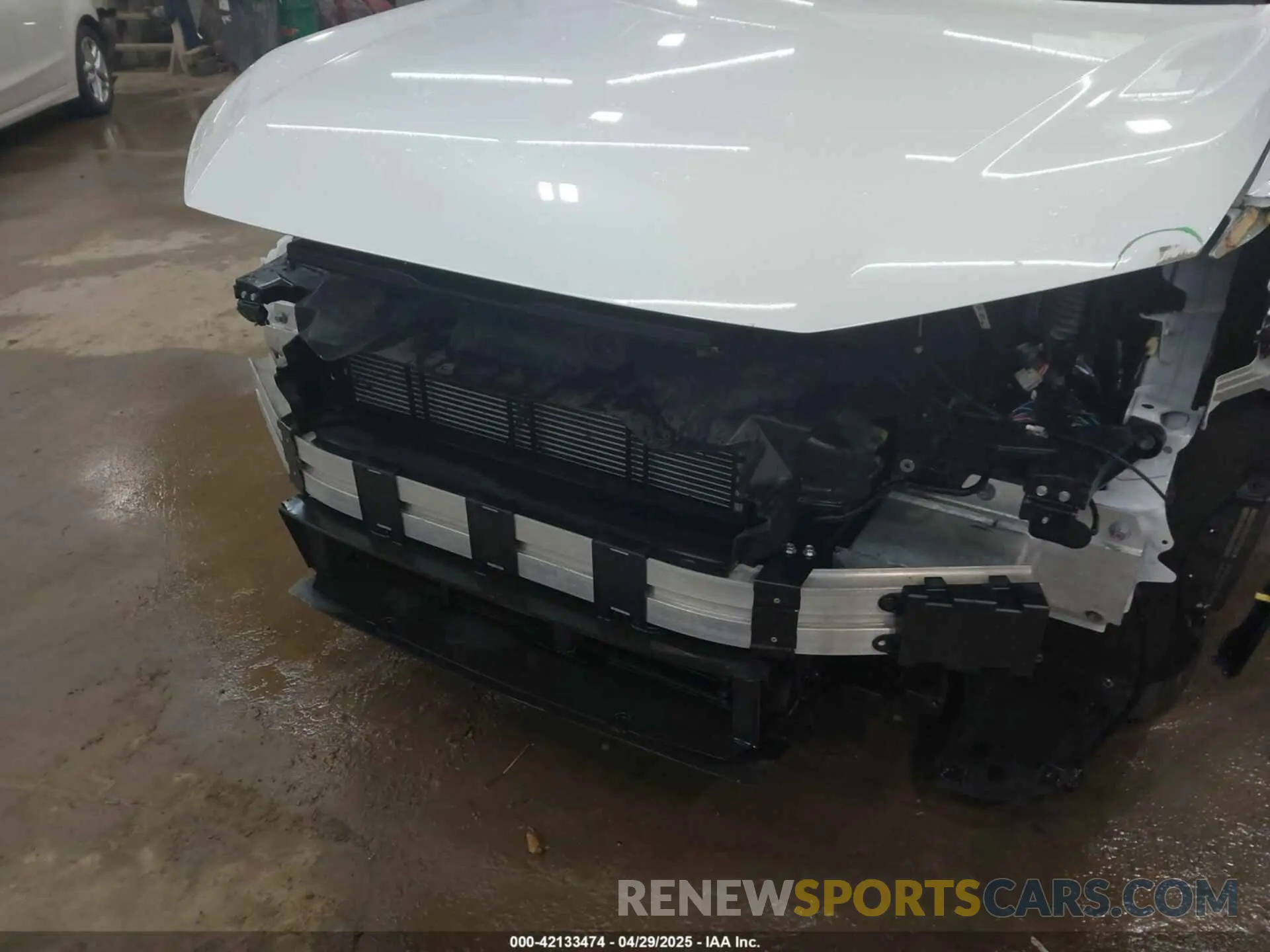 6 Photograph of a damaged car 7FARS6H84RE005266 HONDA CR-V HYBRID 2024
