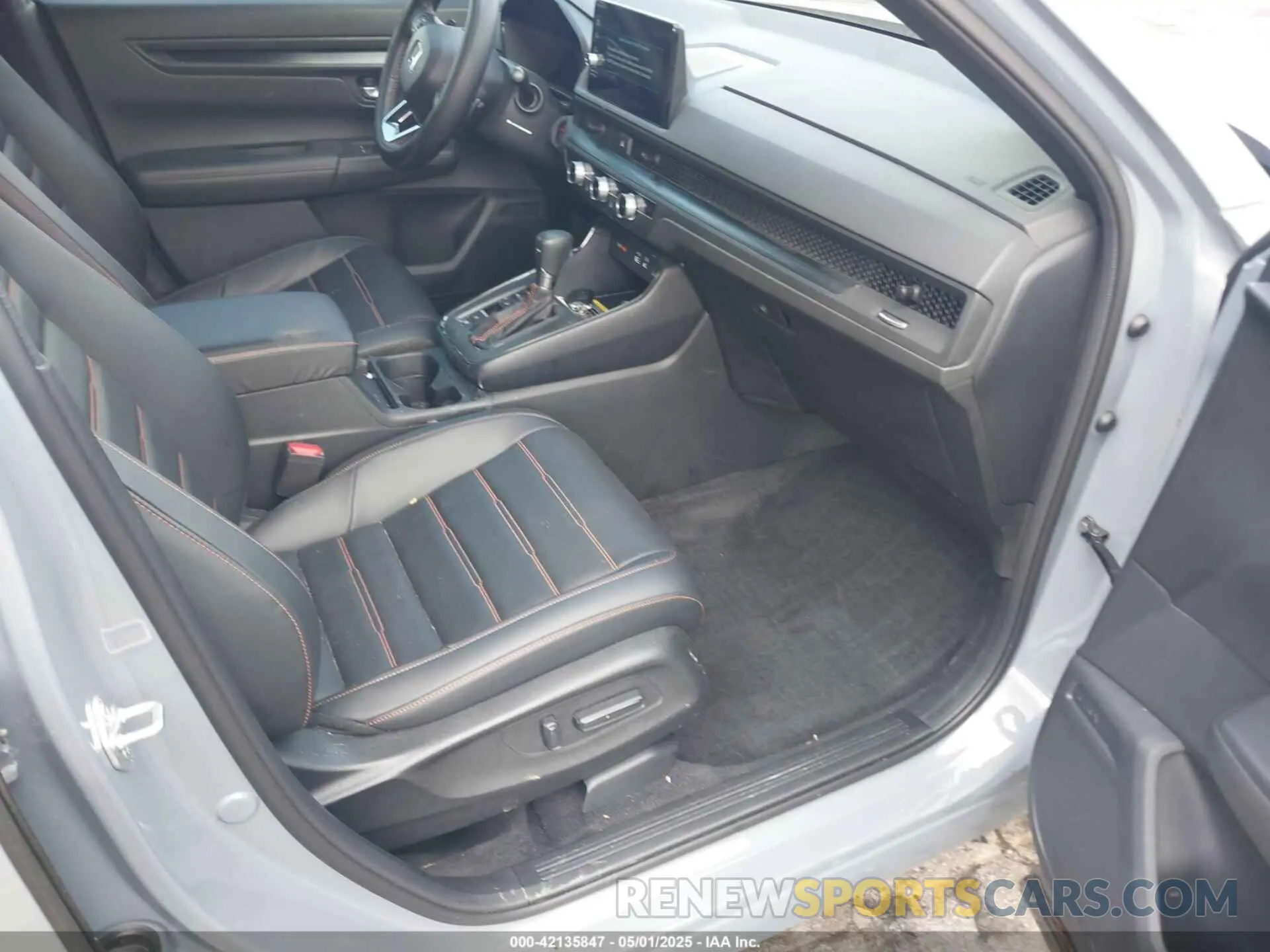 5 Photograph of a damaged car 7FARS6H87RE000014 HONDA CR-V HYBRID 2024