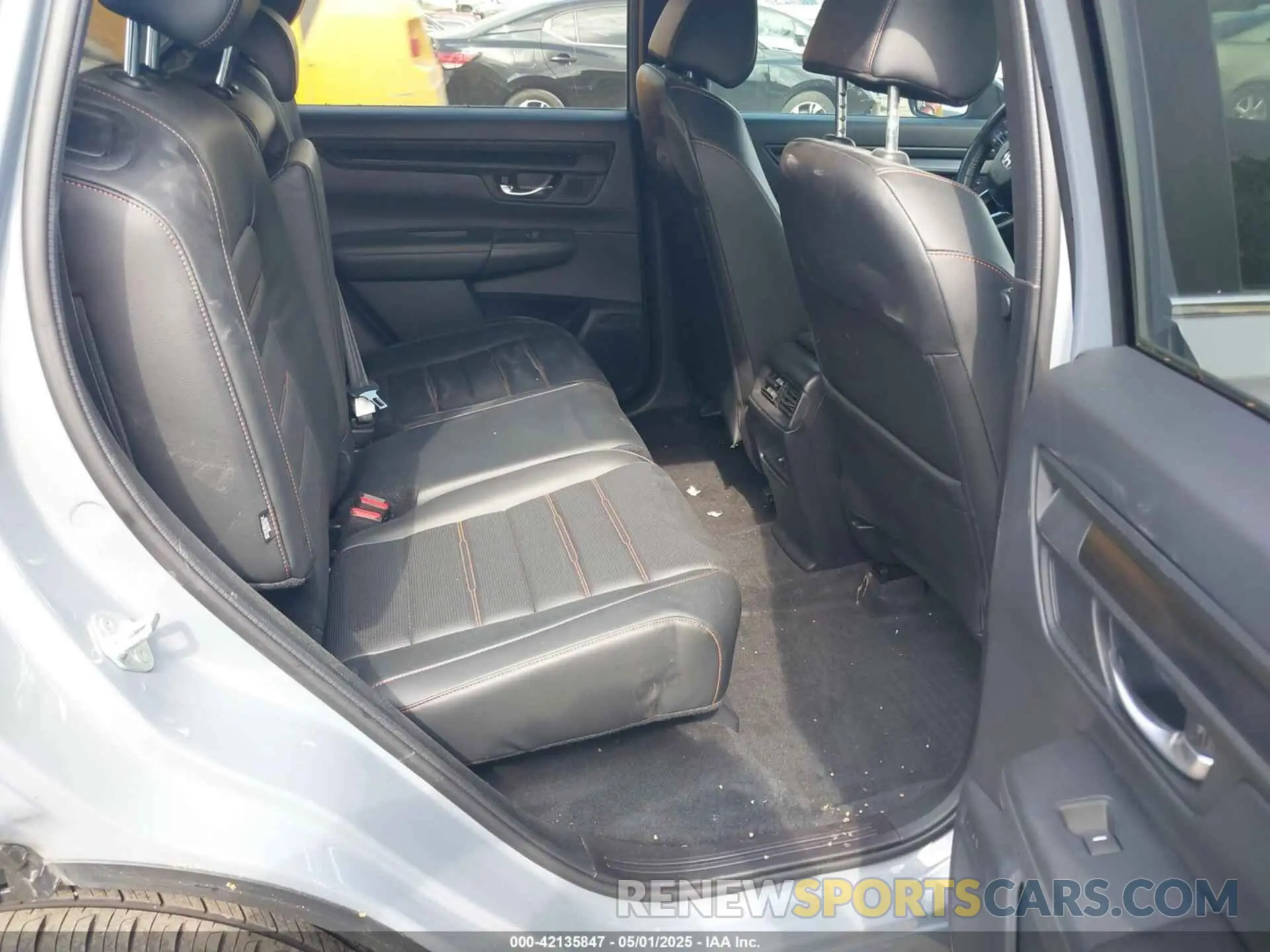 8 Photograph of a damaged car 7FARS6H87RE000014 HONDA CR-V HYBRID 2024