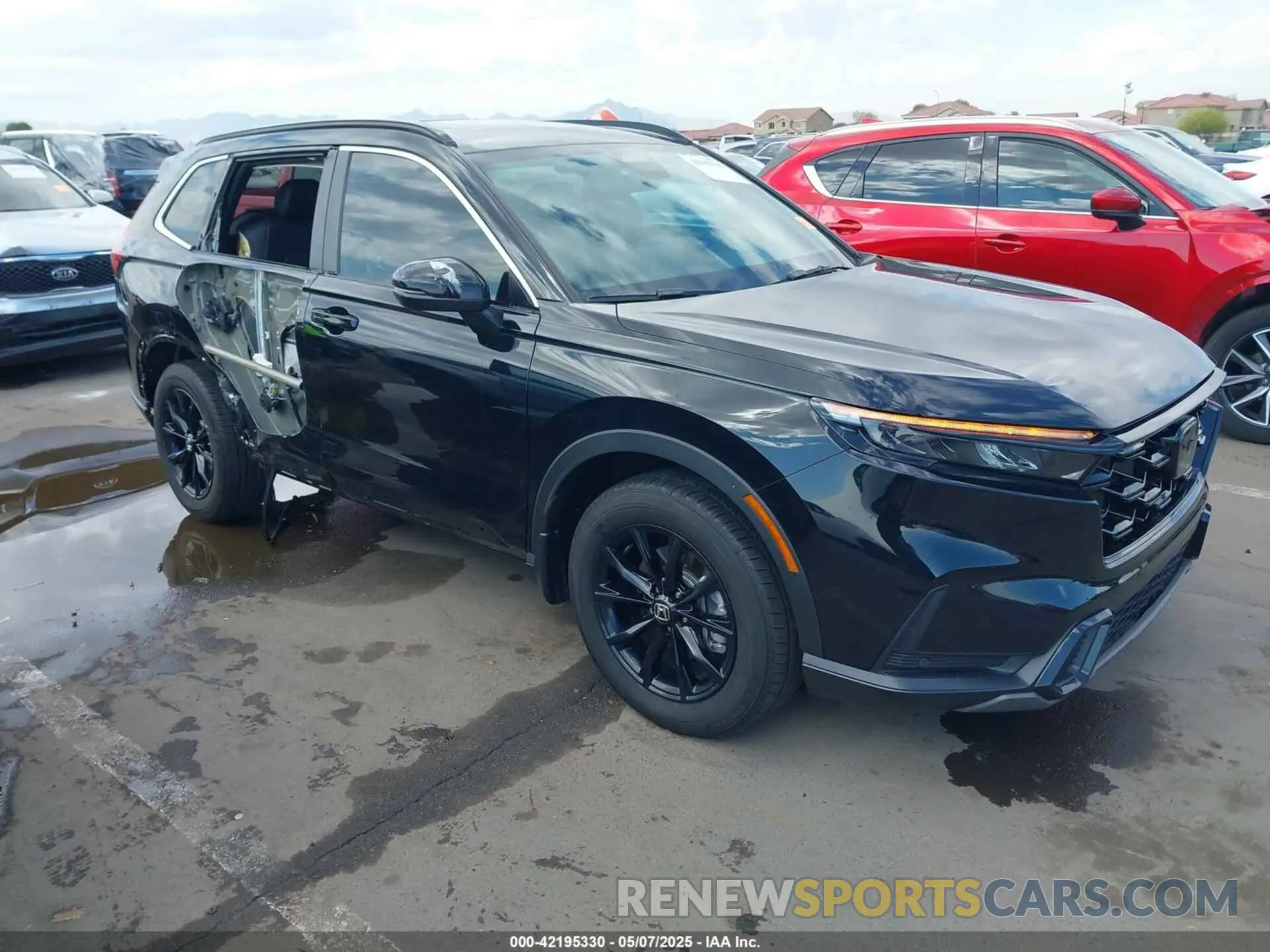 1 Photograph of a damaged car 7FARS6H87RE001017 HONDA CR-V HYBRID 2024