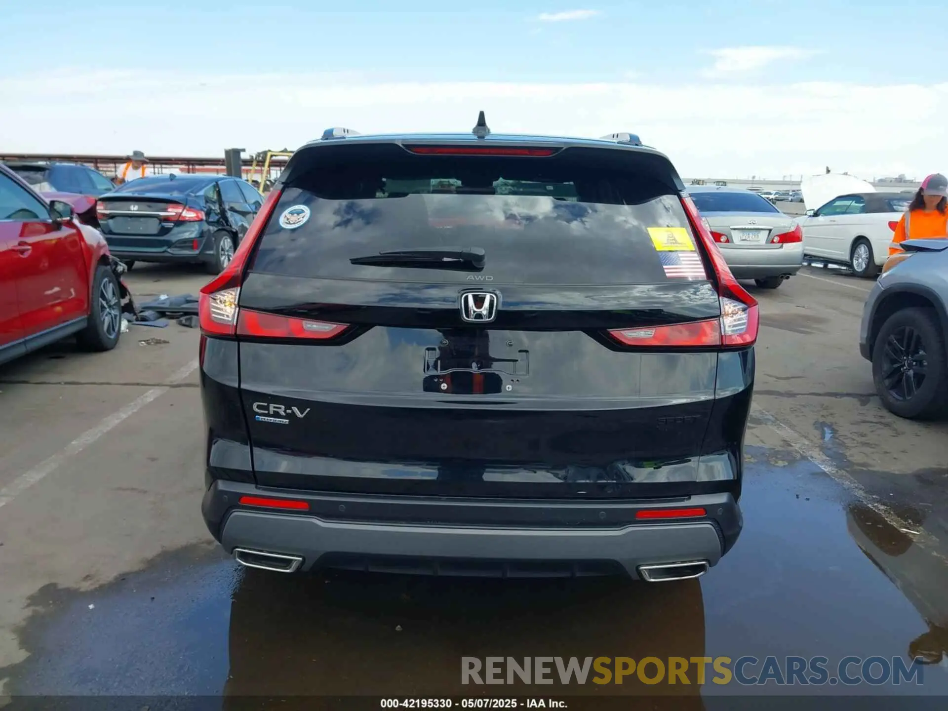 17 Photograph of a damaged car 7FARS6H87RE001017 HONDA CR-V HYBRID 2024
