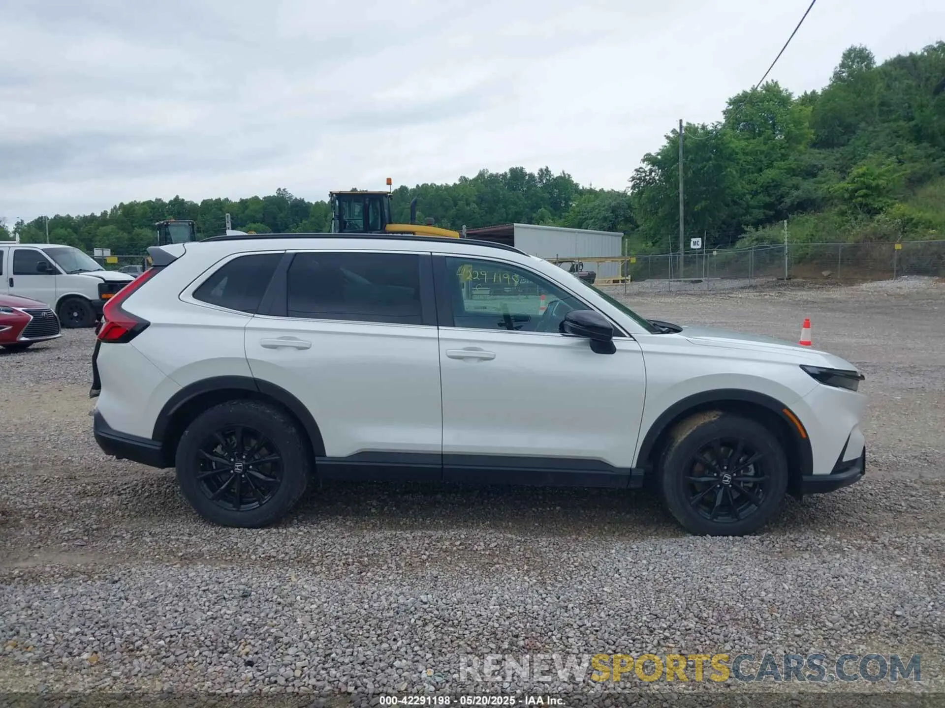 14 Photograph of a damaged car 7FARS6H88RE018666 HONDA CR-V HYBRID 2024