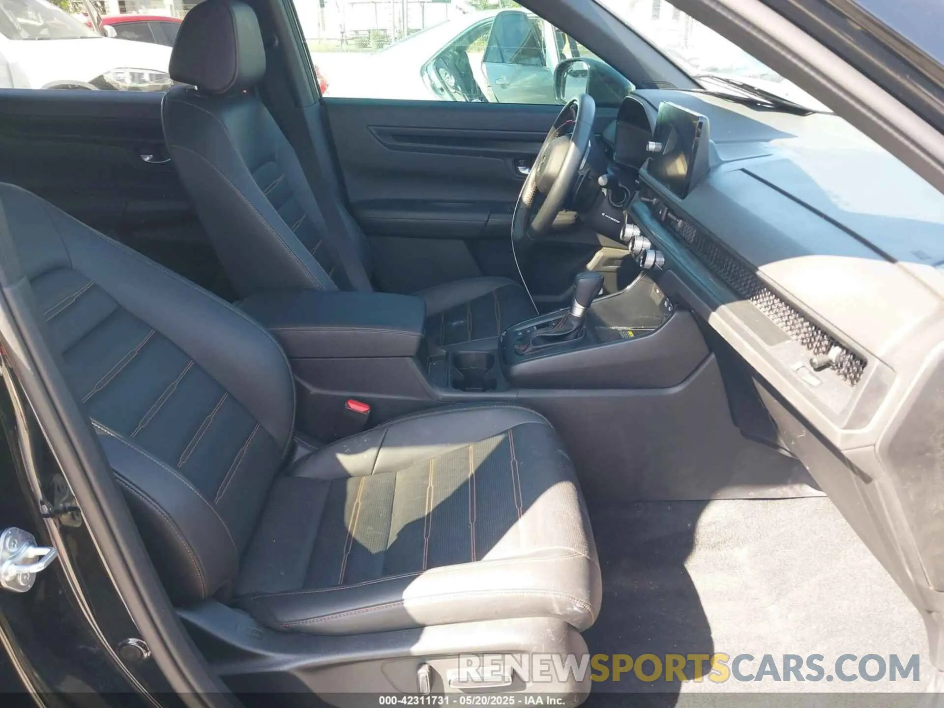 5 Photograph of a damaged car 7FARS6H89RE069089 HONDA CR-V HYBRID 2024