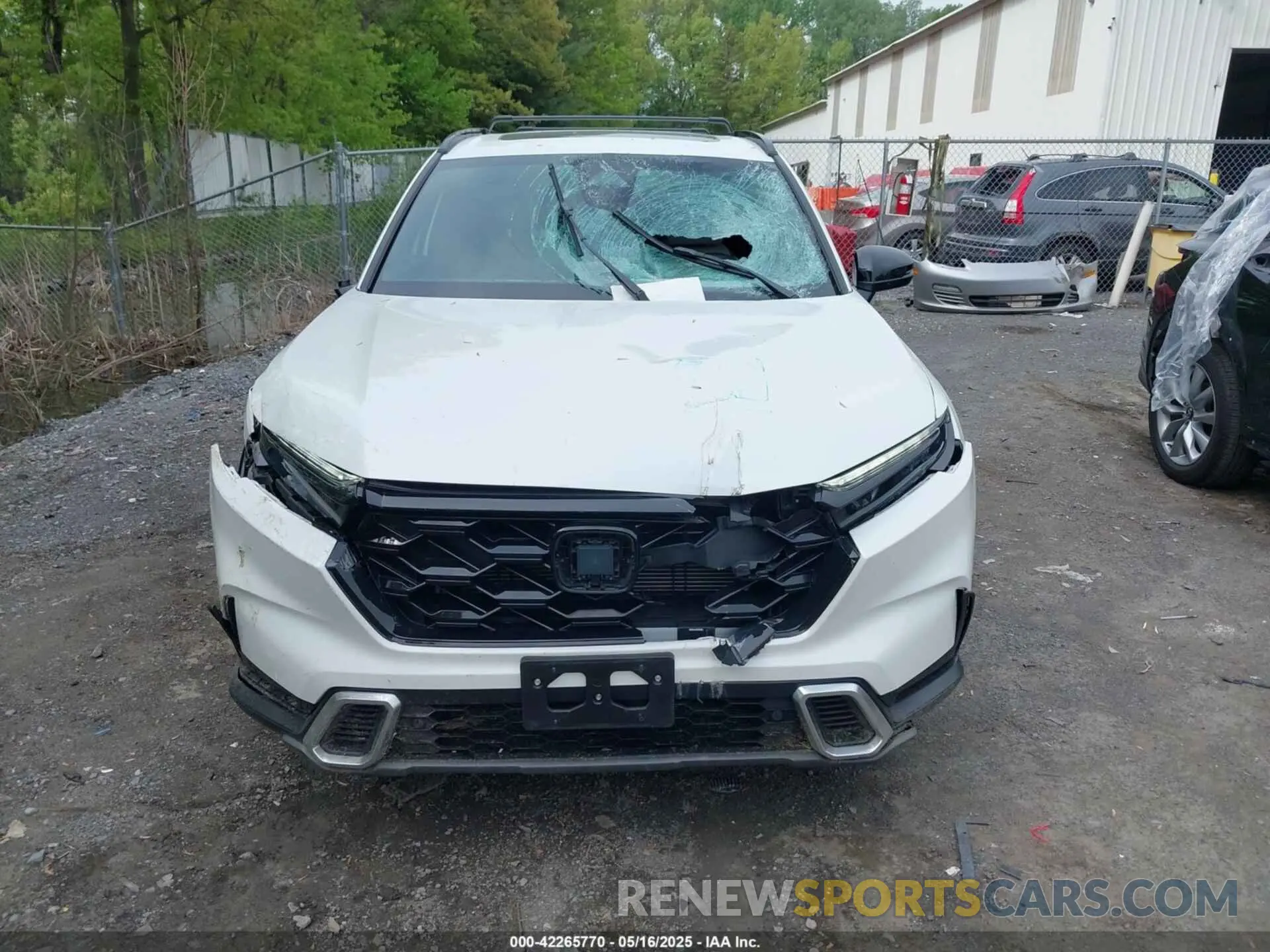 12 Photograph of a damaged car 7FARS6H93RE014727 HONDA CR-V HYBRID 2024