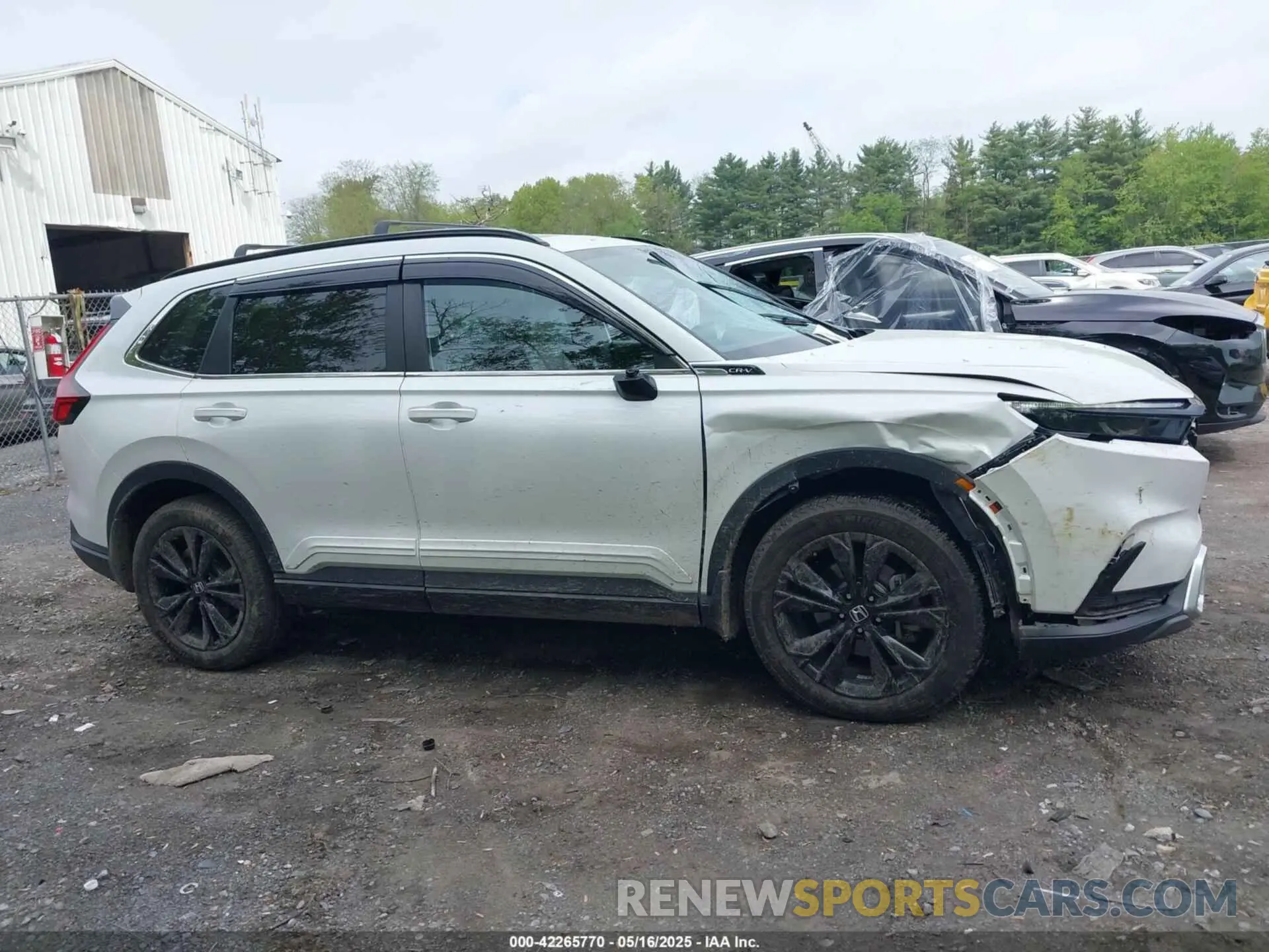 13 Photograph of a damaged car 7FARS6H93RE014727 HONDA CR-V HYBRID 2024
