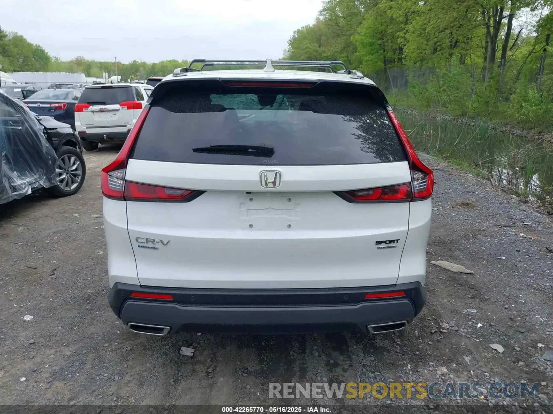 16 Photograph of a damaged car 7FARS6H93RE014727 HONDA CR-V HYBRID 2024