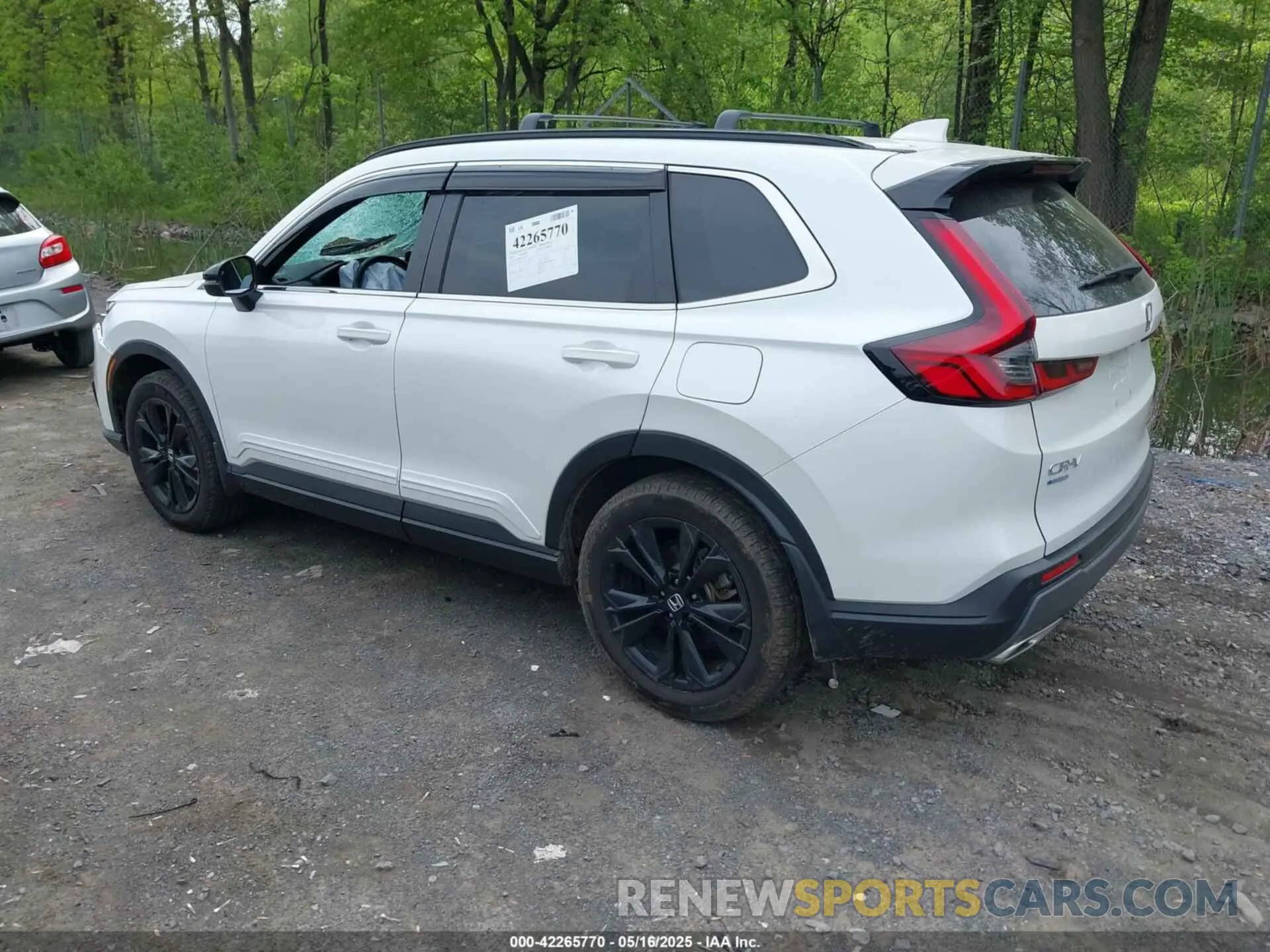3 Photograph of a damaged car 7FARS6H93RE014727 HONDA CR-V HYBRID 2024