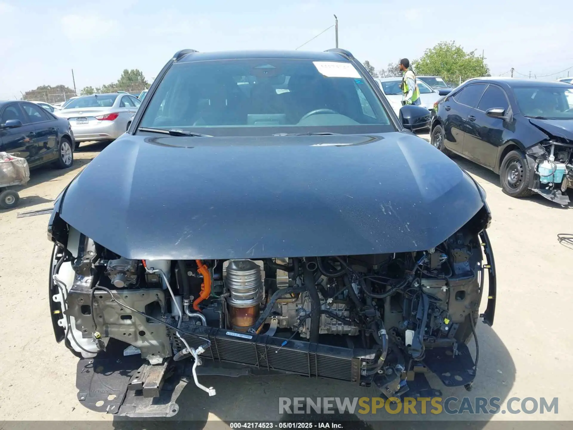 13 Photograph of a damaged car 7FARS6H94RE069011 HONDA CR-V HYBRID 2024