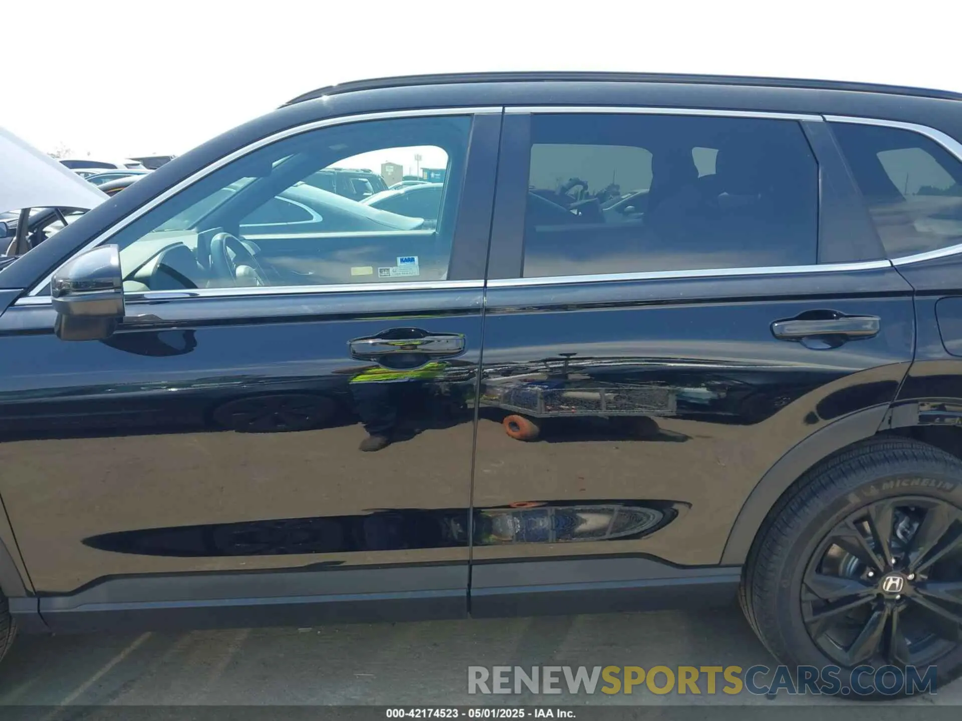15 Photograph of a damaged car 7FARS6H94RE069011 HONDA CR-V HYBRID 2024