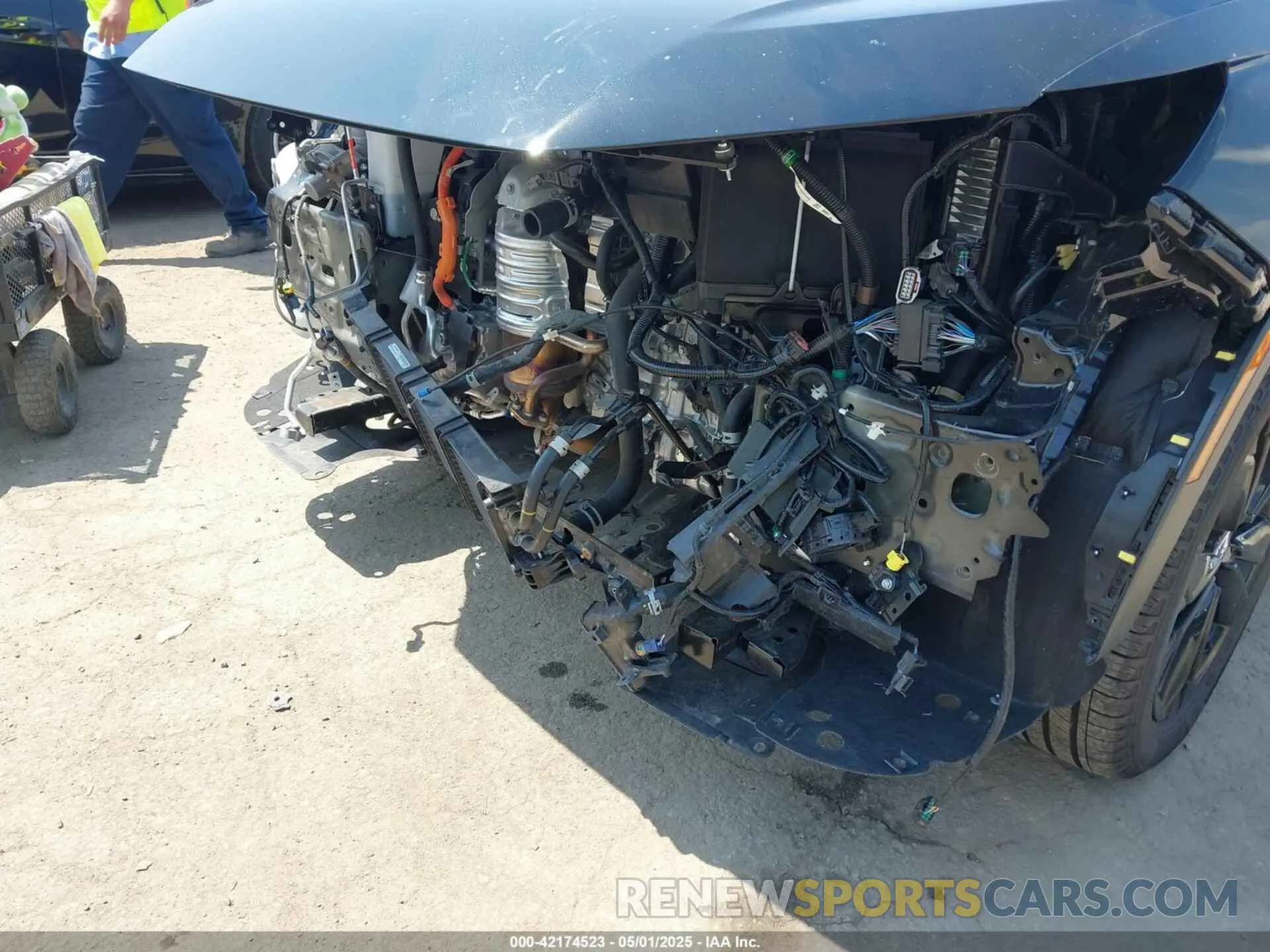 6 Photograph of a damaged car 7FARS6H94RE069011 HONDA CR-V HYBRID 2024