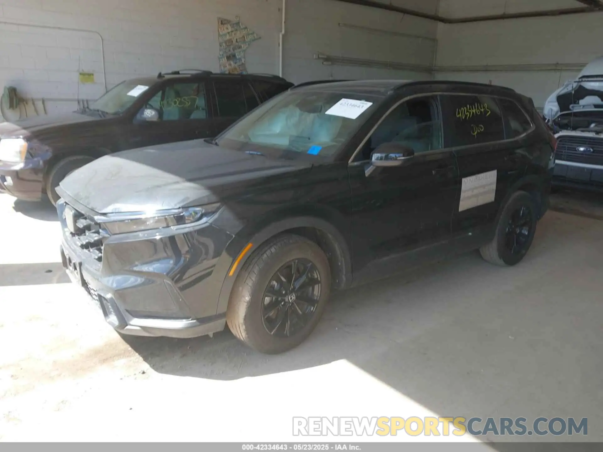 2 Photograph of a damaged car 2HKRS6H80SH808398 HONDA CR-V HYBRID 2025