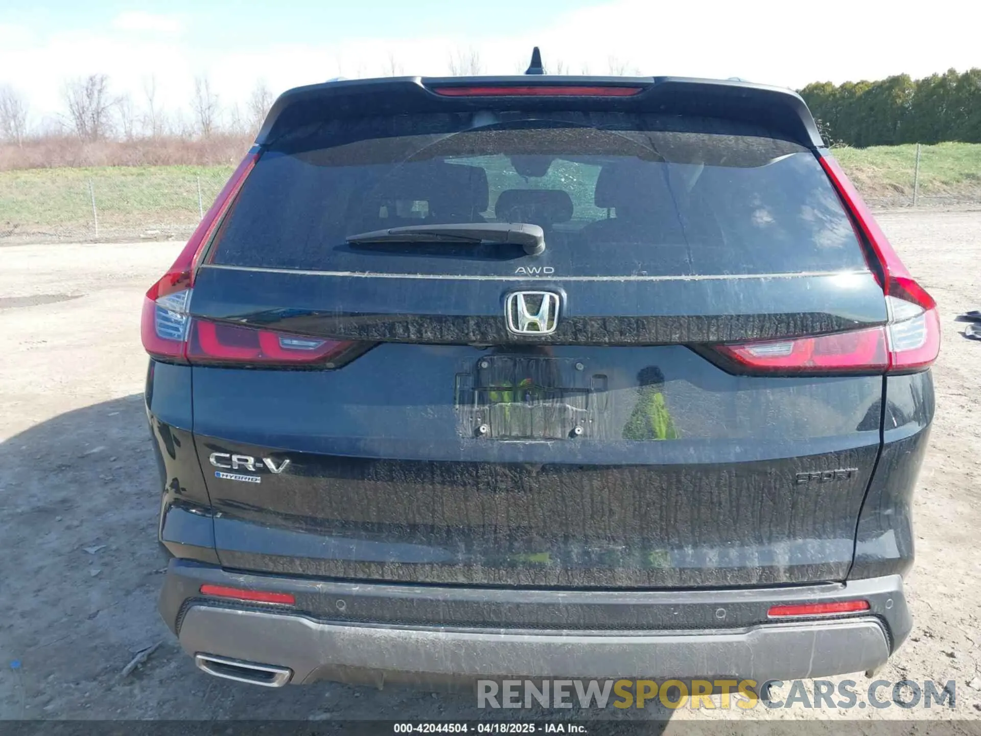 17 Photograph of a damaged car 2HKRS6H83SH813725 HONDA CR-V HYBRID 2025