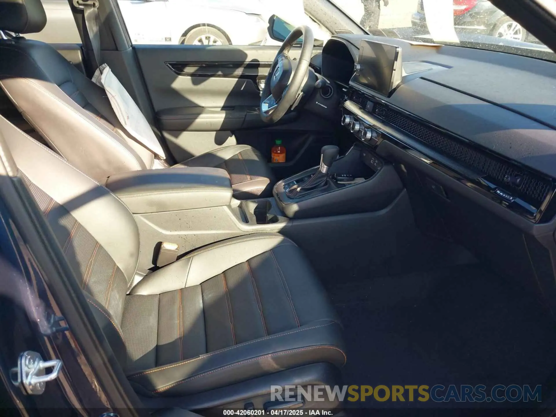 5 Photograph of a damaged car 2HKRS6H90SH809835 HONDA CR-V HYBRID 2025