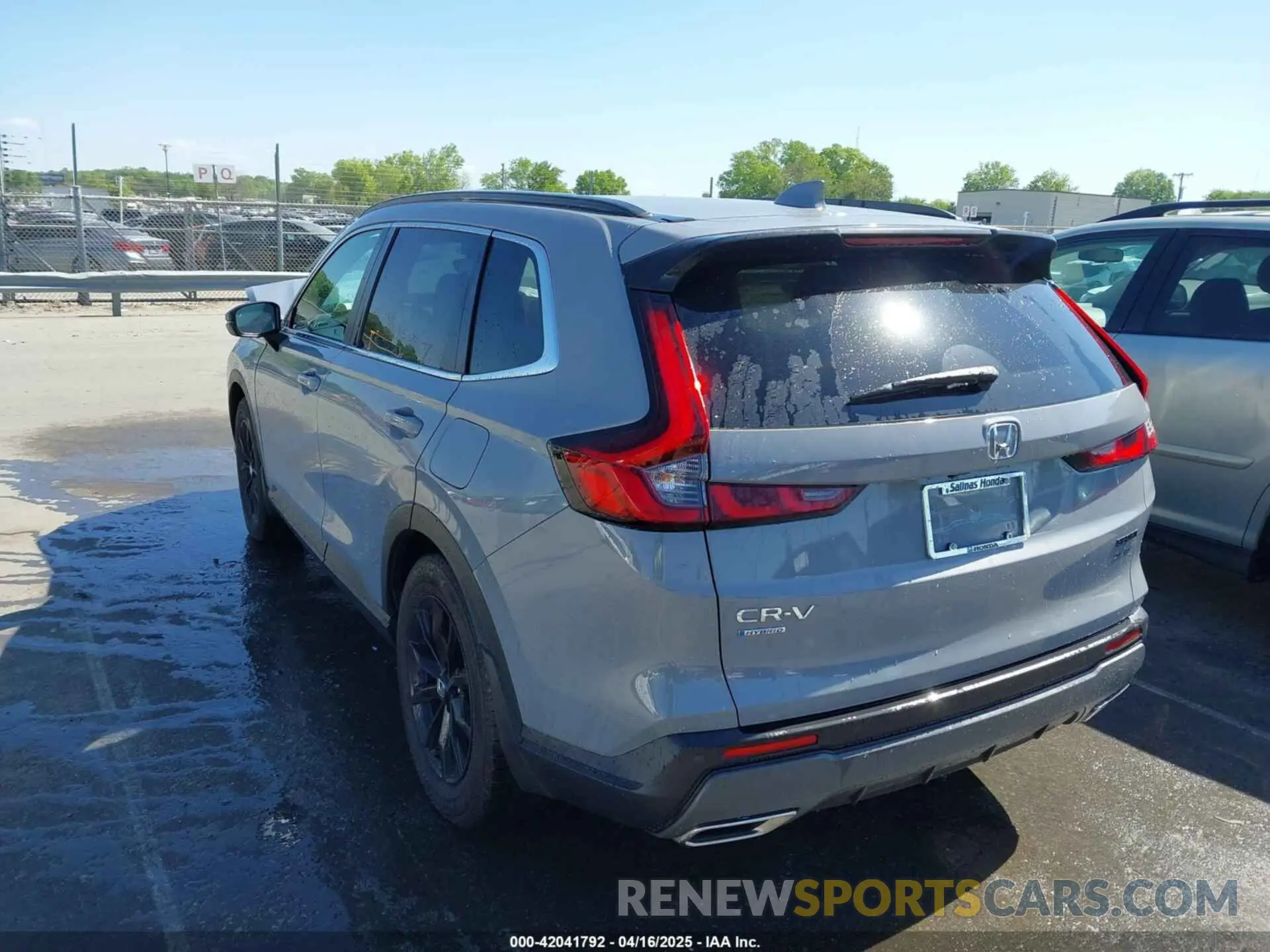 3 Photograph of a damaged car 5J6RS5H89SL003113 HONDA CR-V HYBRID 2025