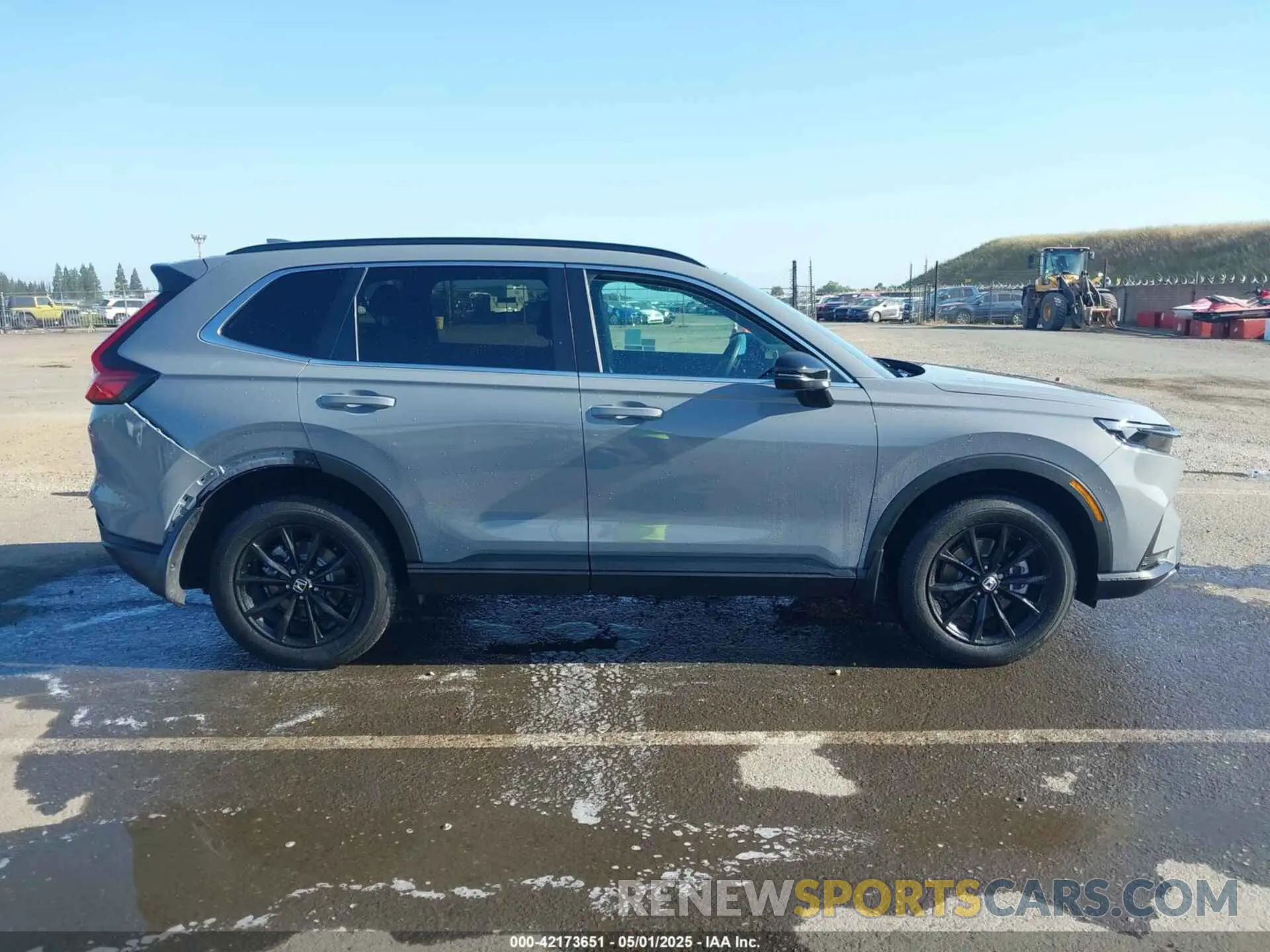 12 Photograph of a damaged car 5J6RS6H57SL024649 HONDA CR-V HYBRID 2025