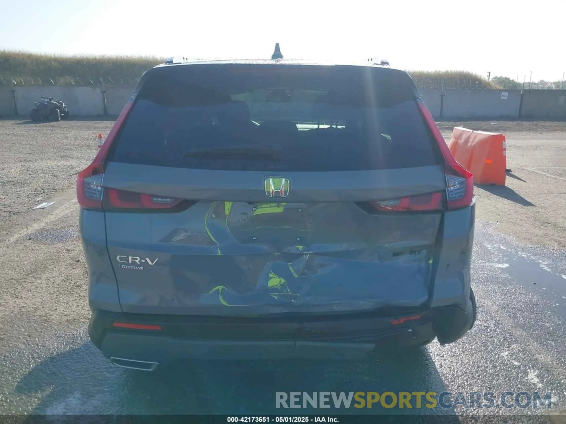 15 Photograph of a damaged car 5J6RS6H57SL024649 HONDA CR-V HYBRID 2025