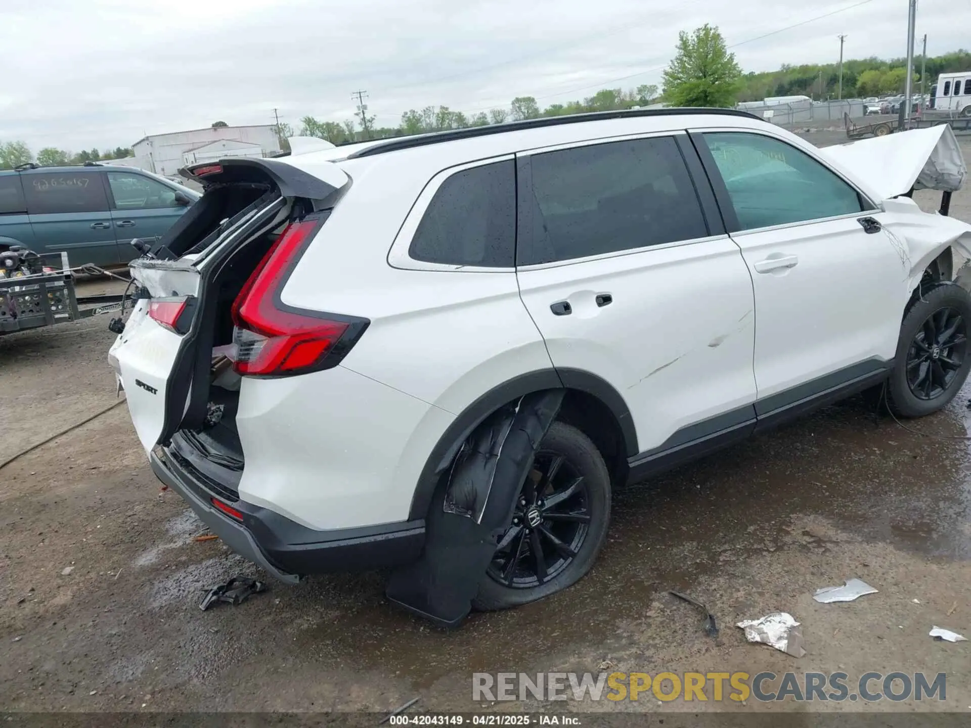 4 Photograph of a damaged car 5J6RS6H81SL004567 HONDA CR-V HYBRID 2025