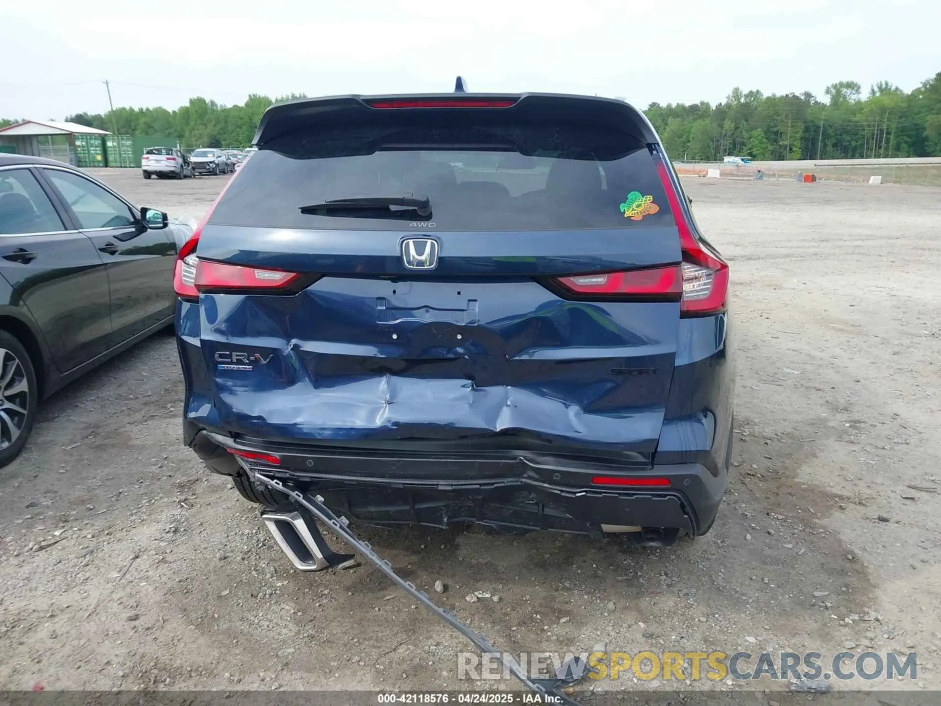 16 Photograph of a damaged car 5J6RS6H81SL028240 HONDA CR-V HYBRID 2025