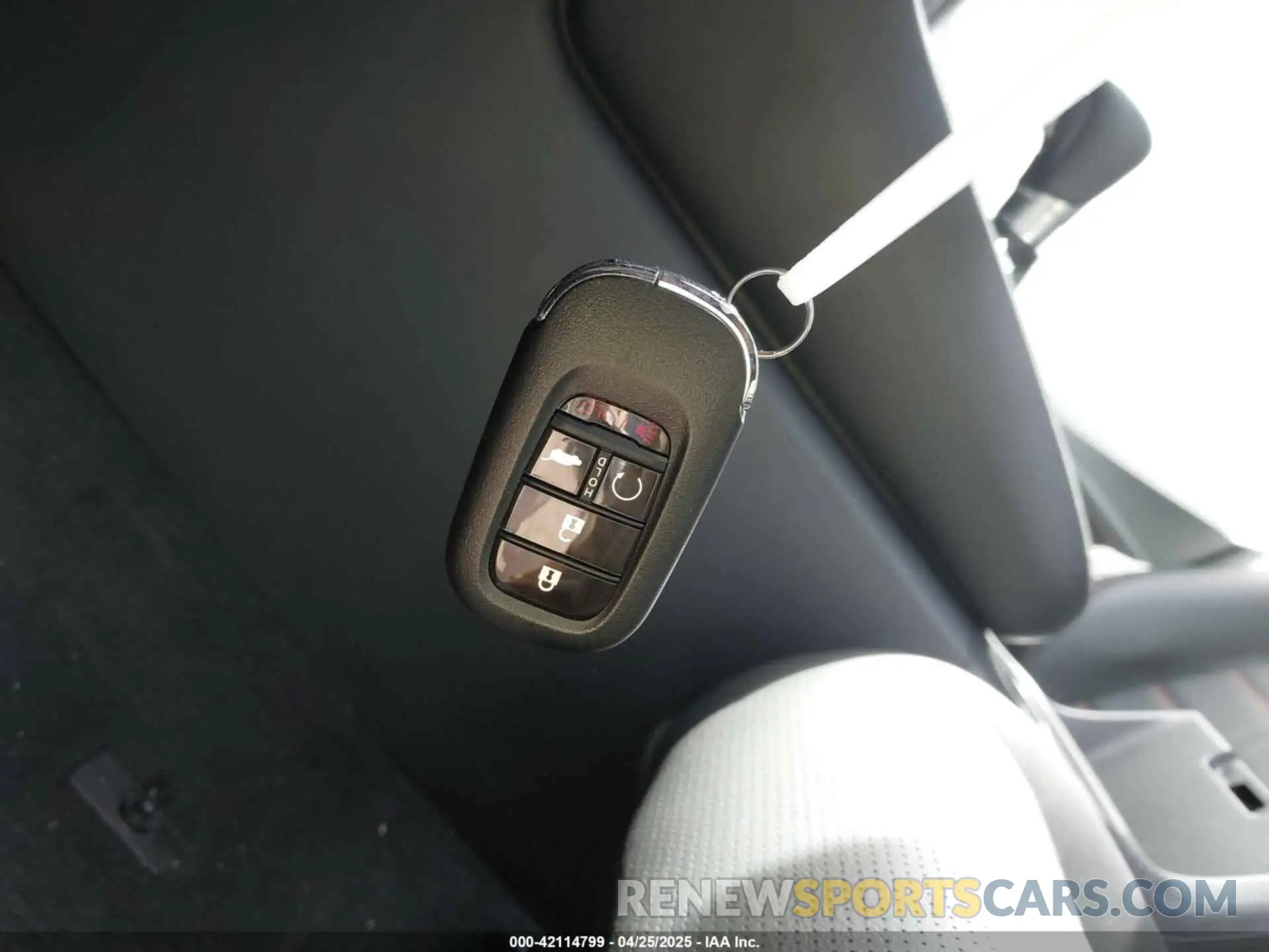 11 Photograph of a damaged car 5J6RS6H82SL020650 HONDA CR-V HYBRID 2025