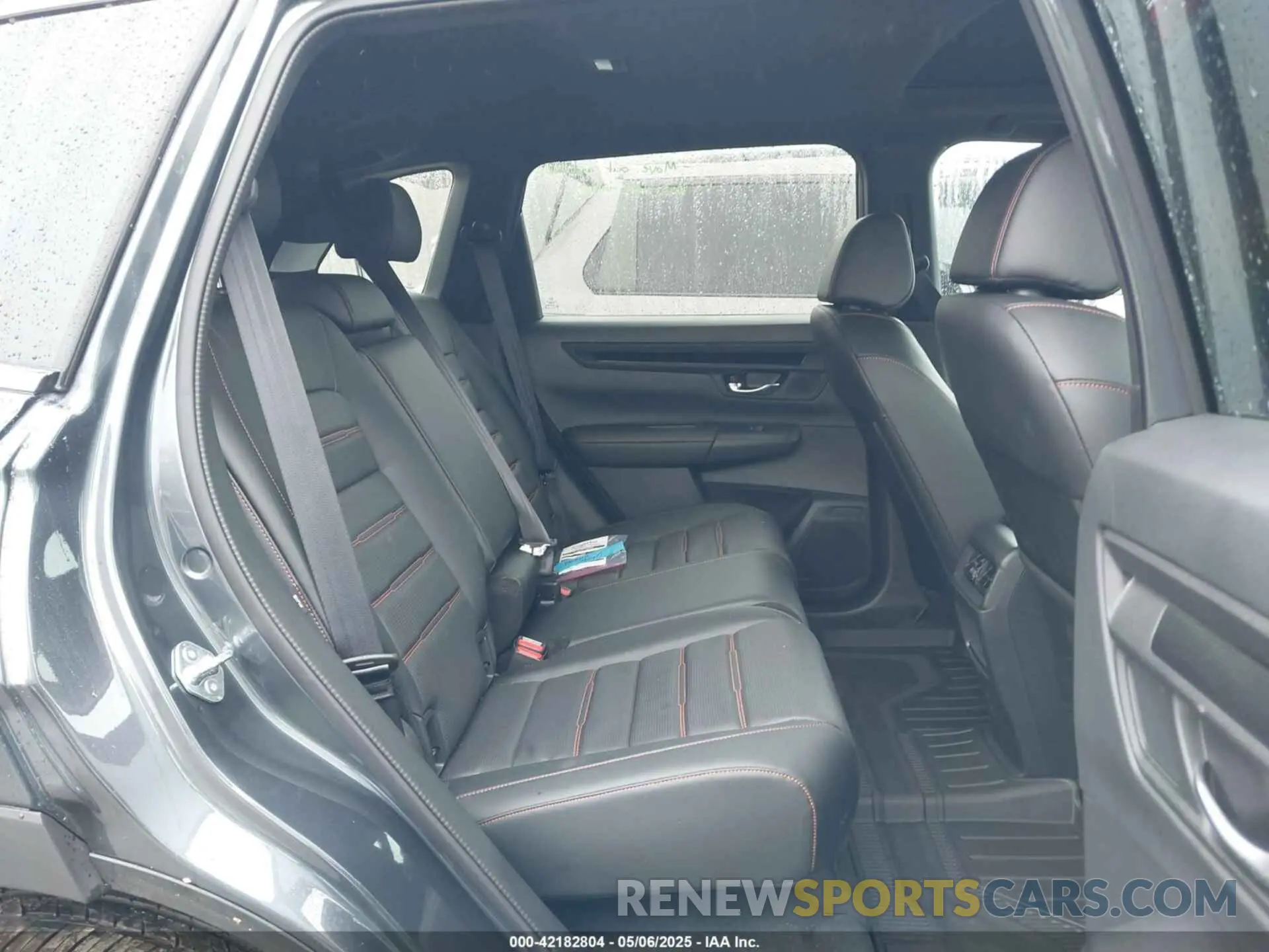 8 Photograph of a damaged car 5J6RS6H83SL037005 HONDA CR-V HYBRID 2025