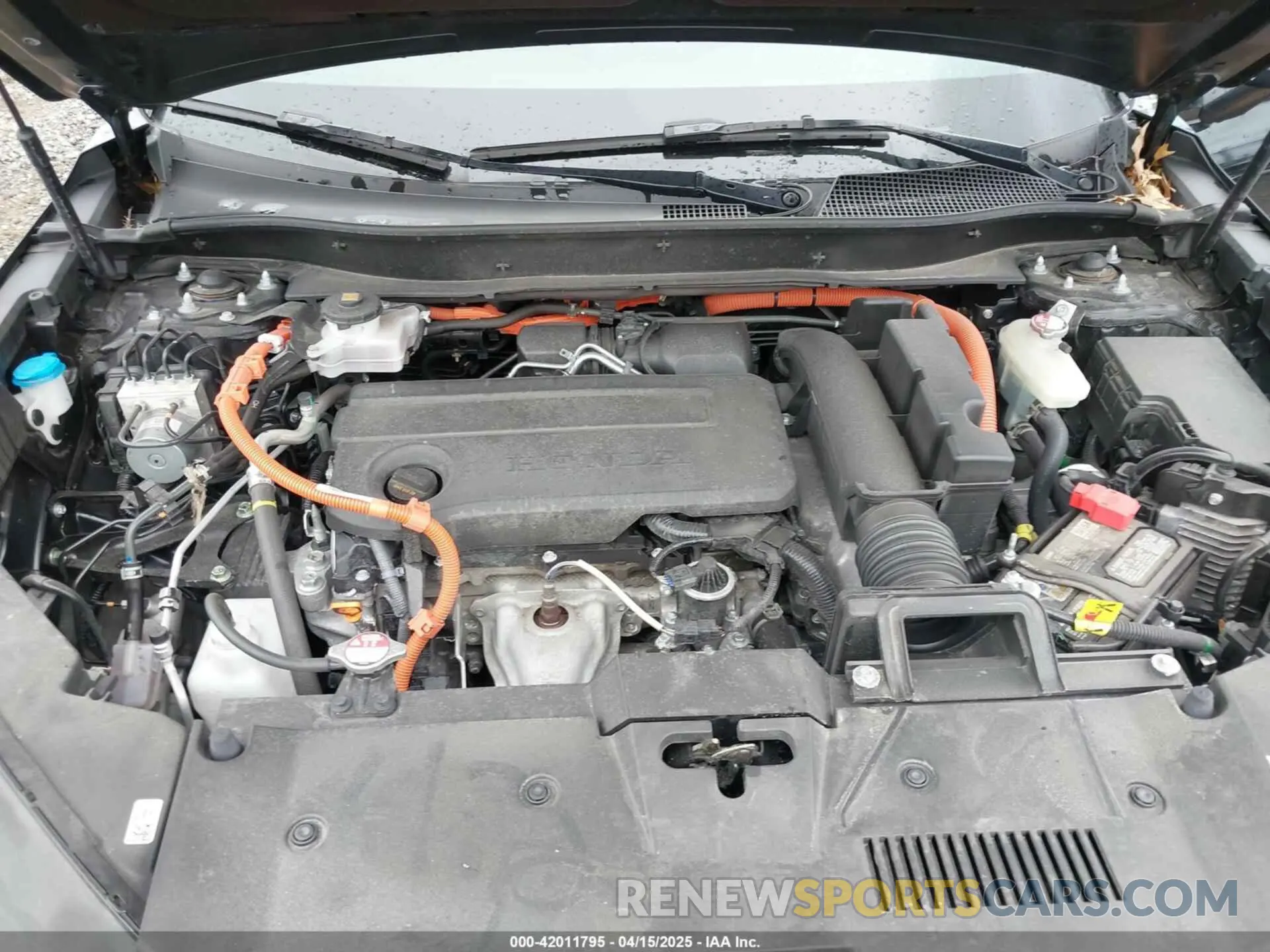 10 Photograph of a damaged car 5J6RS6H86SL004418 HONDA CR-V HYBRID 2025