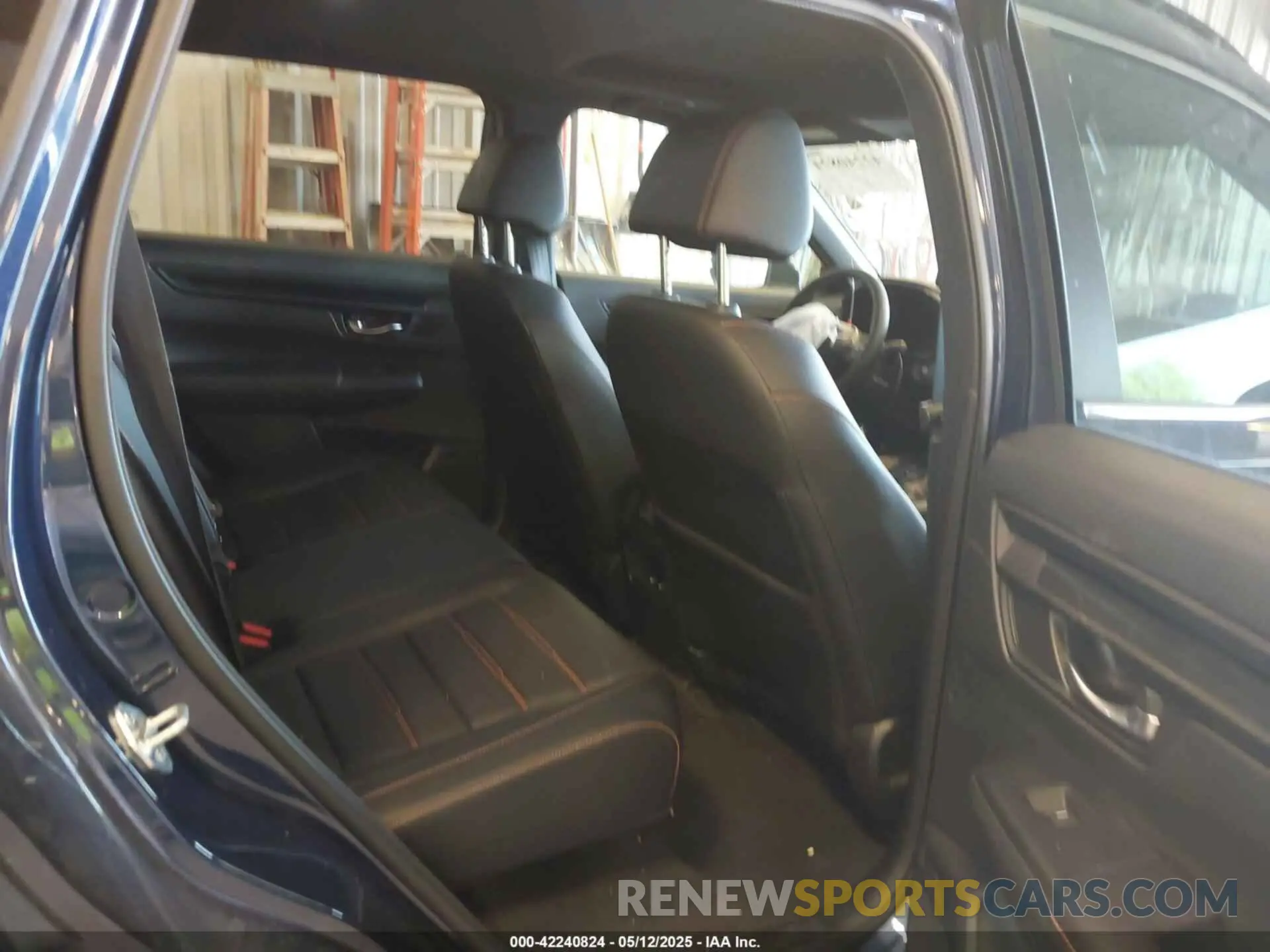 8 Photograph of a damaged car 5J6RS6H87SL010910 HONDA CR-V HYBRID 2025