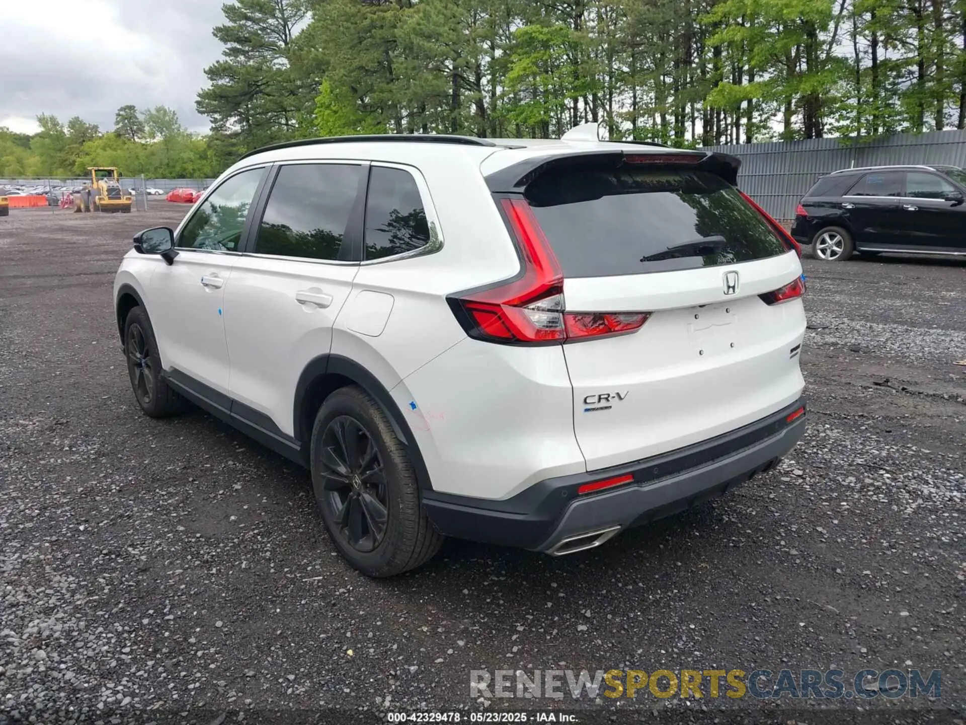 3 Photograph of a damaged car 5J6RS6H95SL009344 HONDA CR-V HYBRID 2025