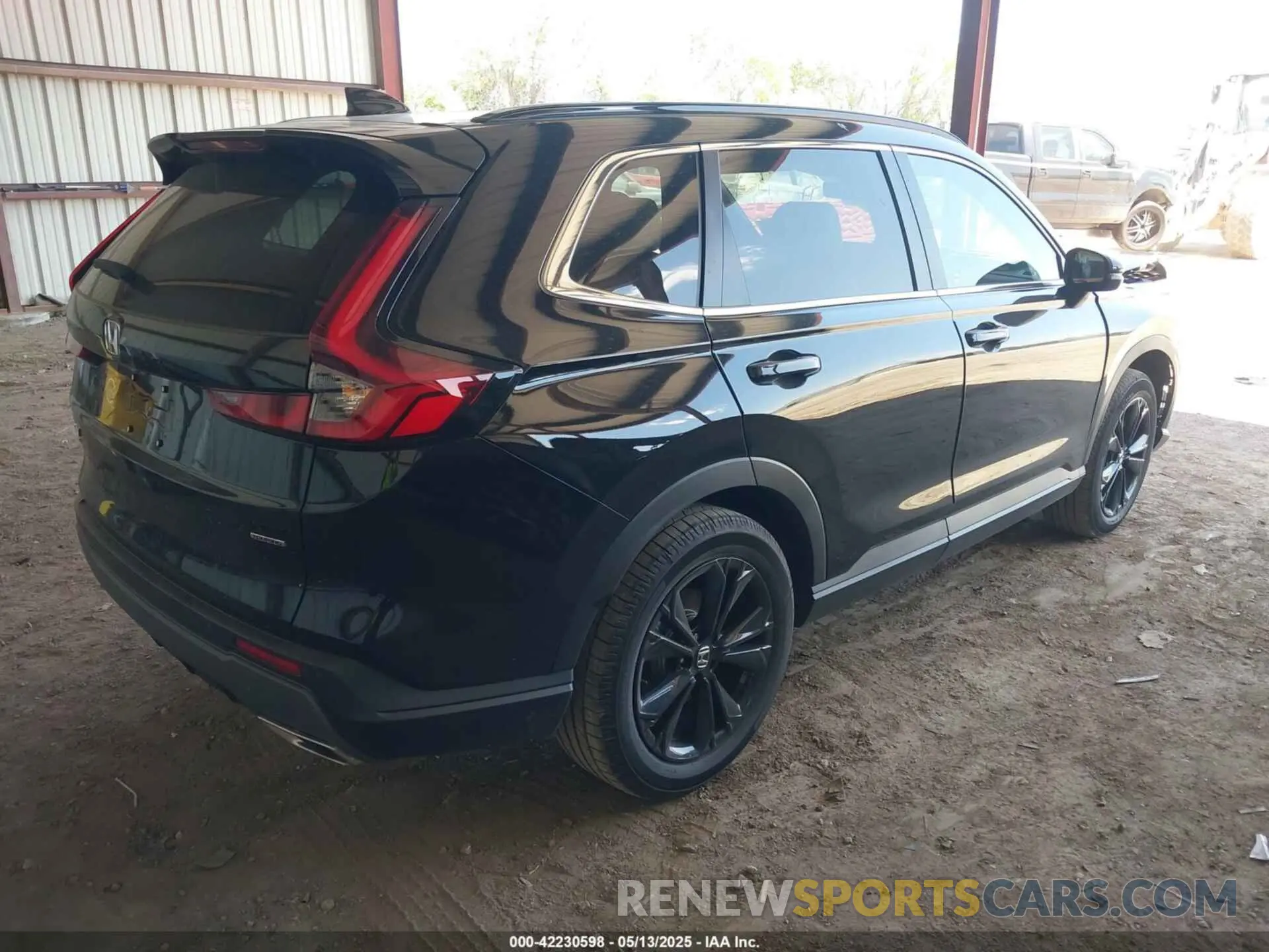 4 Photograph of a damaged car 5J6RS6H97SL031958 HONDA CR-V HYBRID 2025