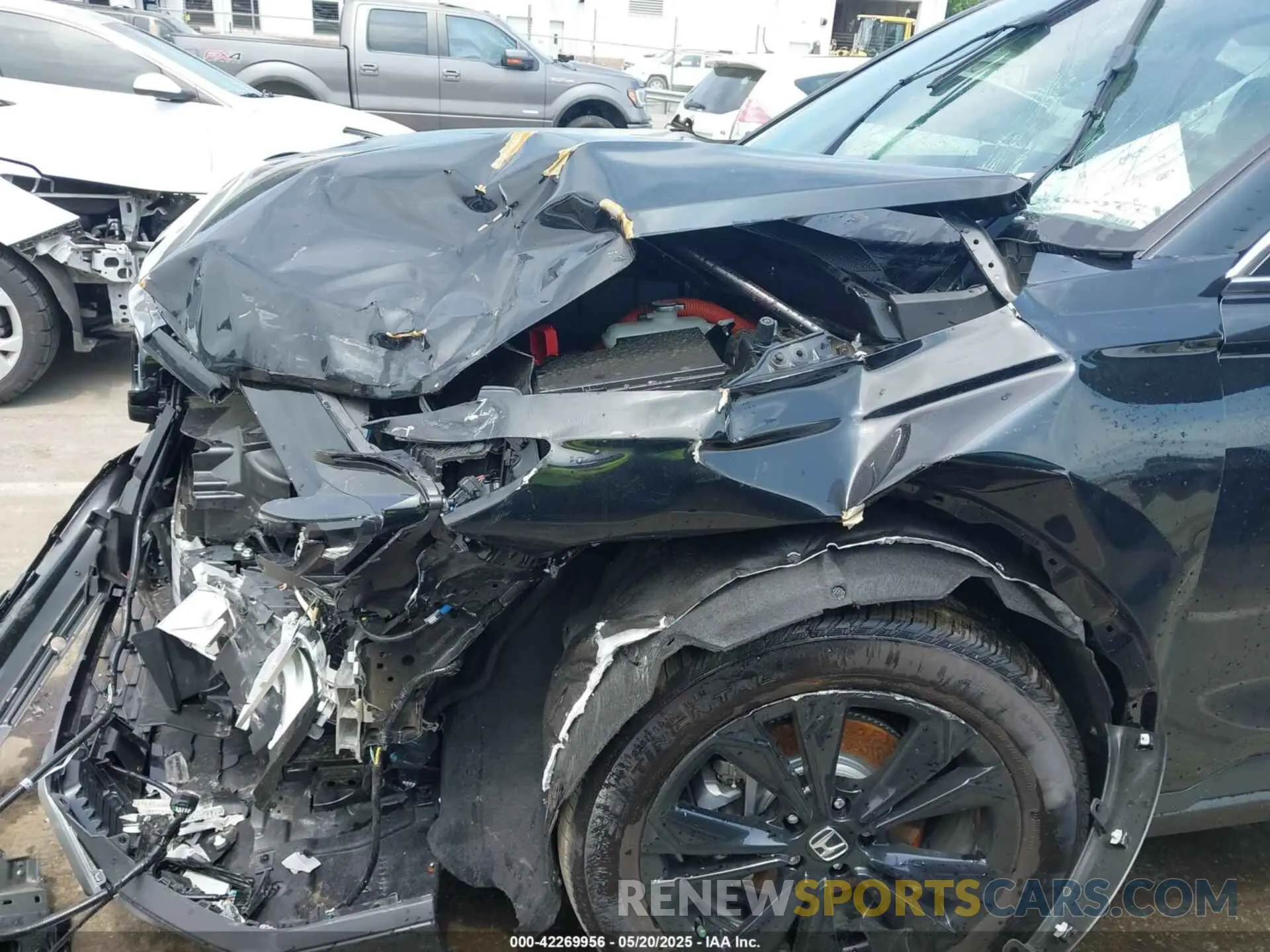 18 Photograph of a damaged car 5J6RS6H9XSL030125 HONDA CR-V HYBRID 2025