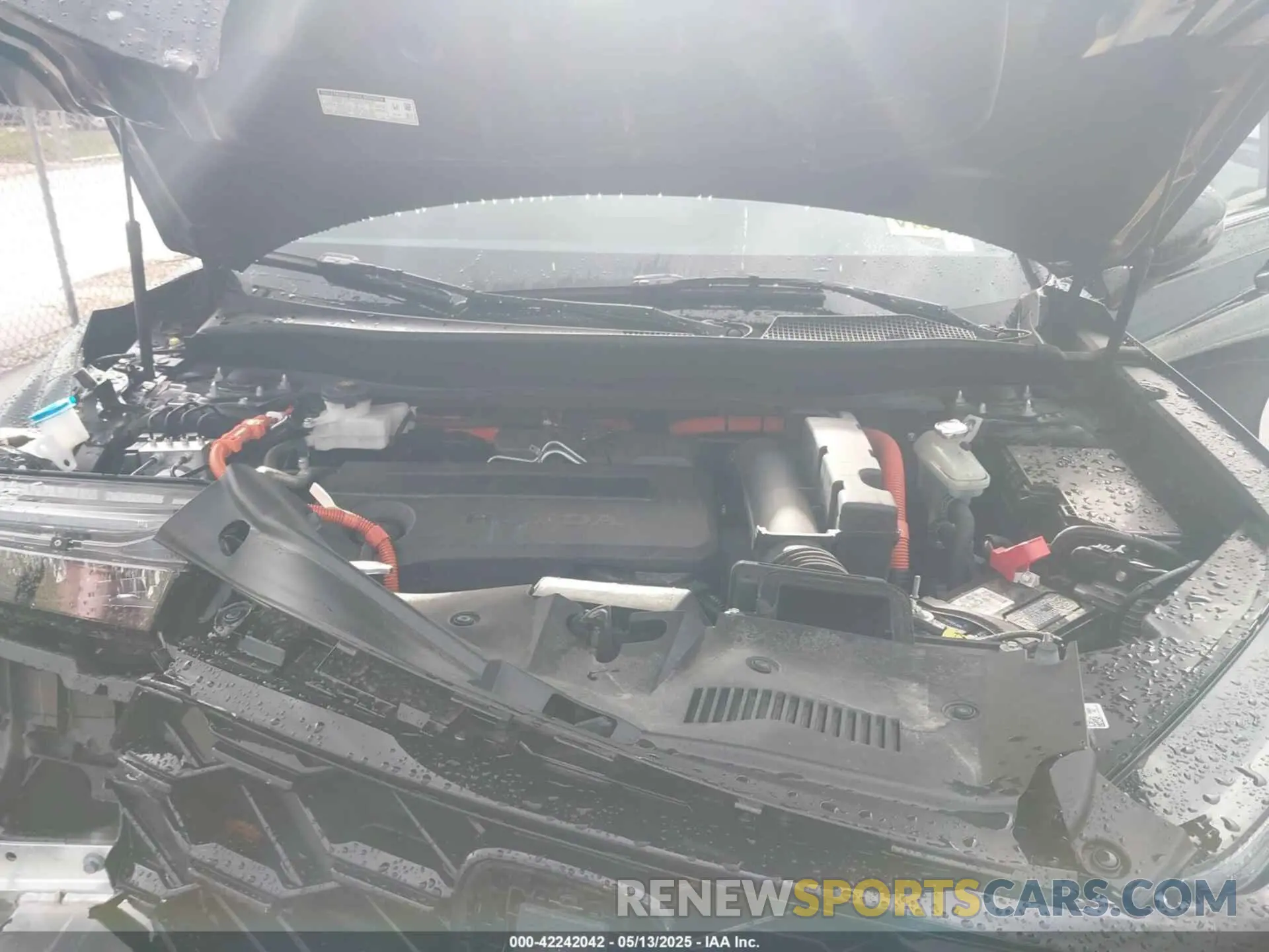 10 Photograph of a damaged car 7FARS5H52SE005465 HONDA CR-V HYBRID 2025