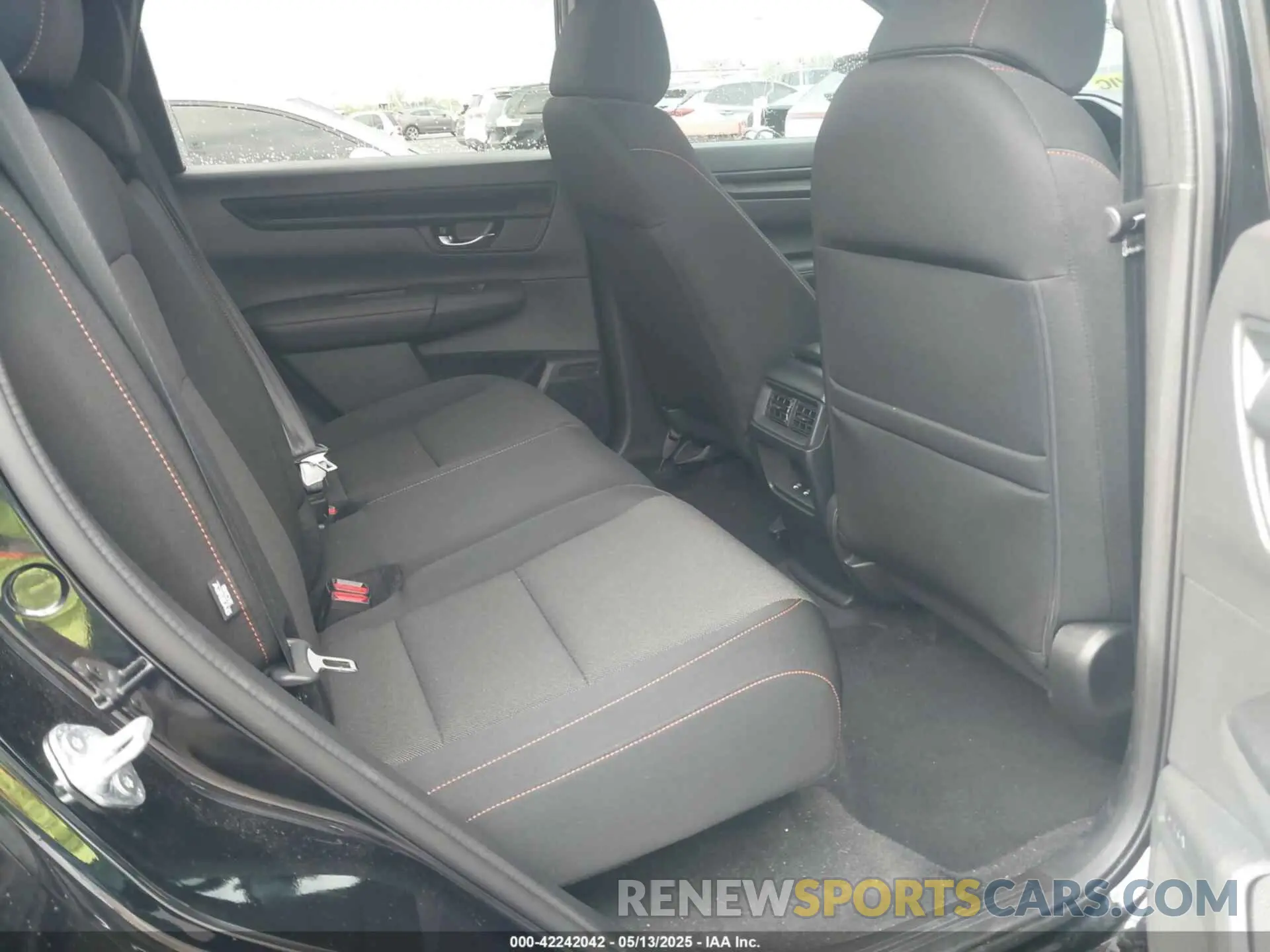 8 Photograph of a damaged car 7FARS5H52SE005465 HONDA CR-V HYBRID 2025