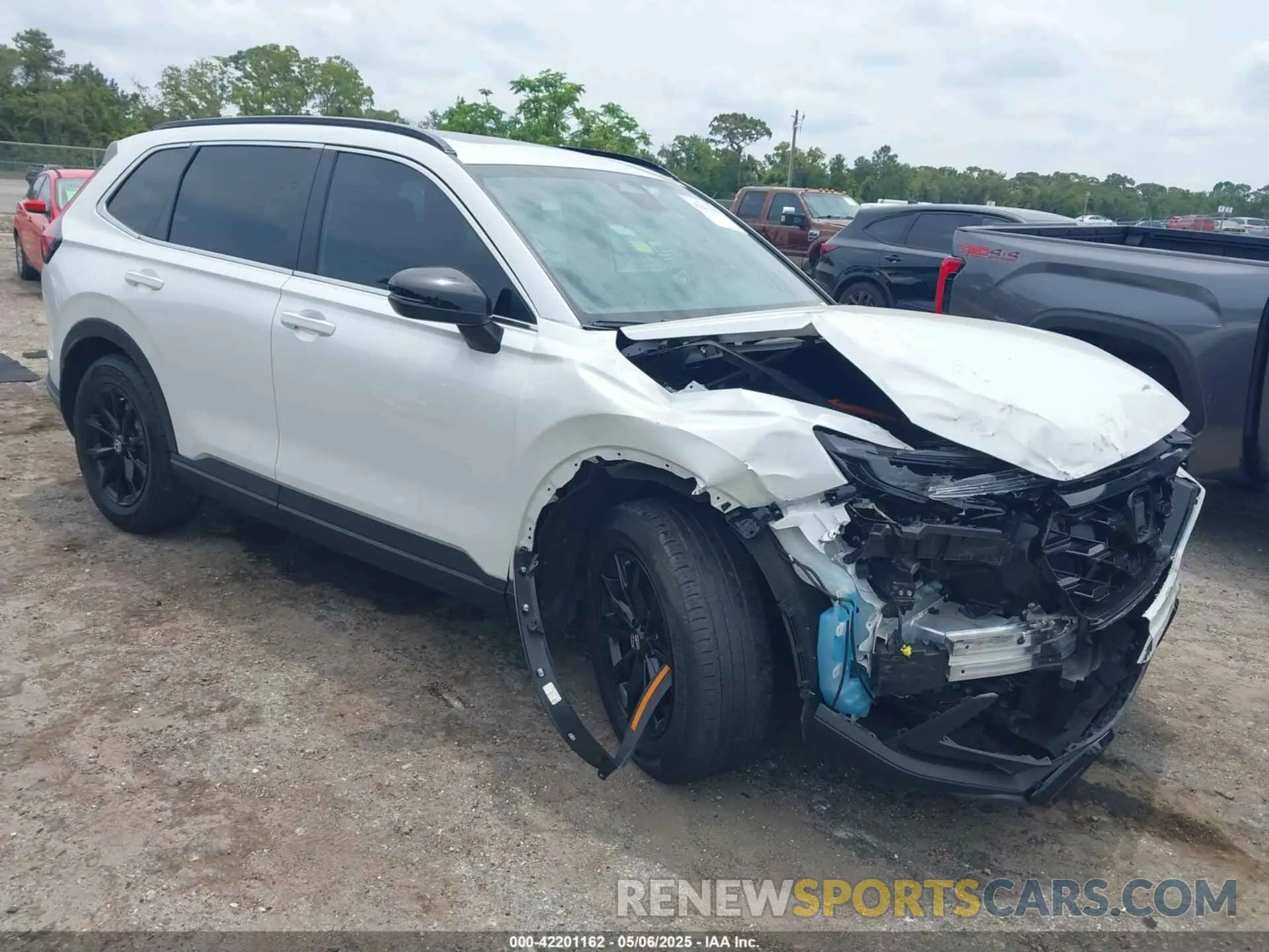 1 Photograph of a damaged car 7FARS5H59SE023557 HONDA CR-V HYBRID 2025