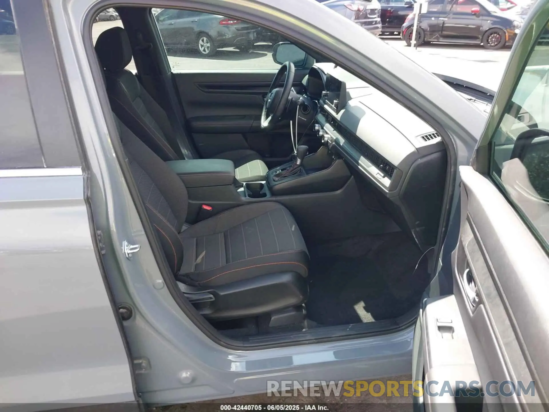 5 Photograph of a damaged car 7FARS5H5XSE018674 HONDA CR-V HYBRID 2025