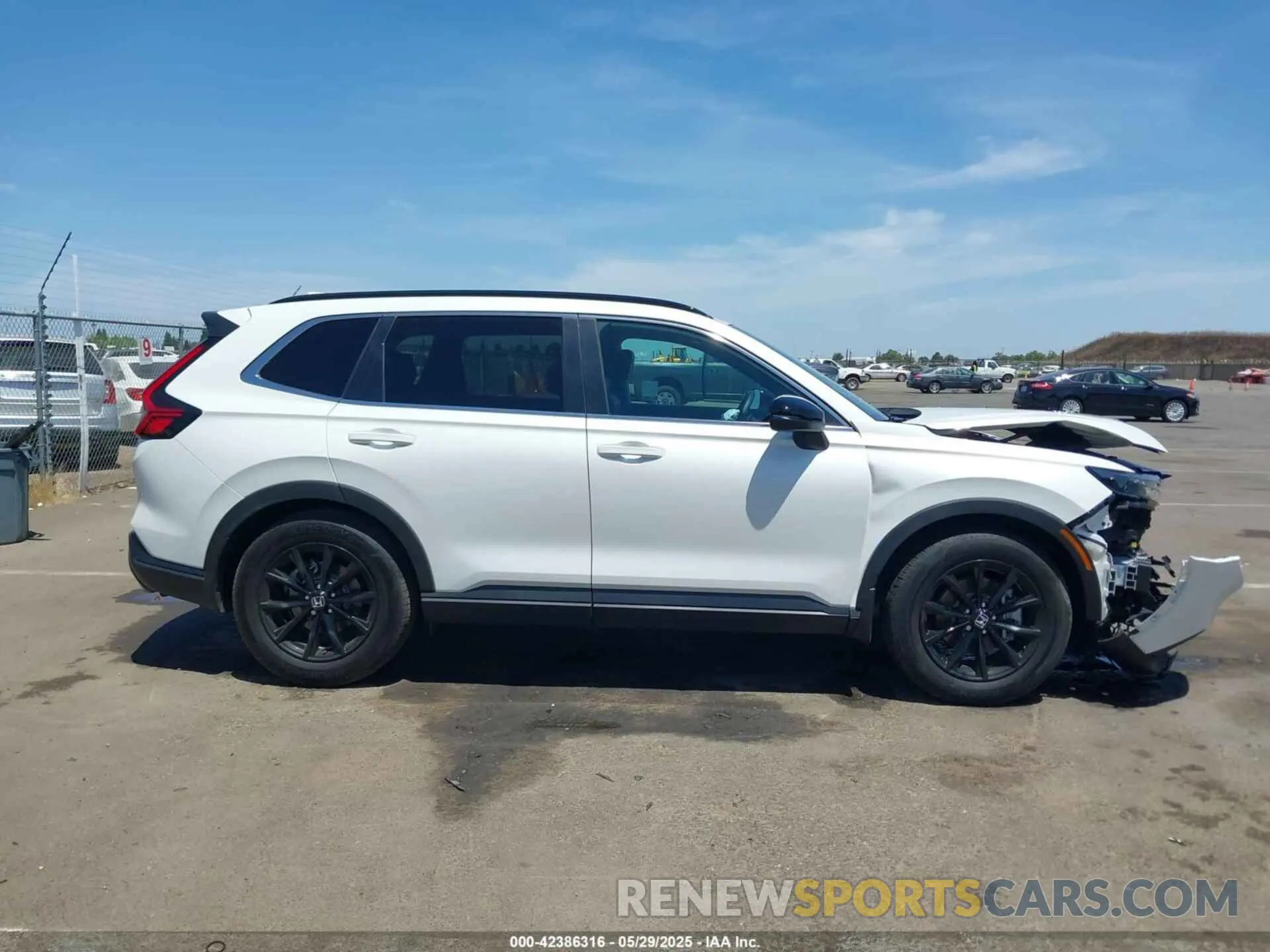 13 Photograph of a damaged car 7FARS5H81SE021568 HONDA CR-V HYBRID 2025