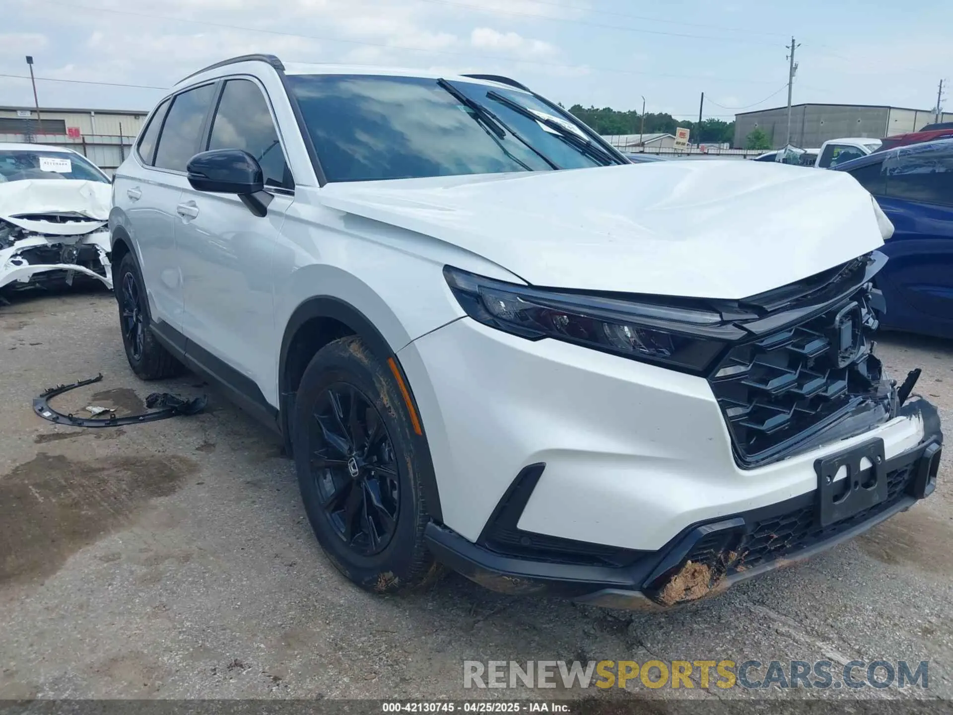 1 Photograph of a damaged car 7FARS5H82SE000907 HONDA CR-V HYBRID 2025
