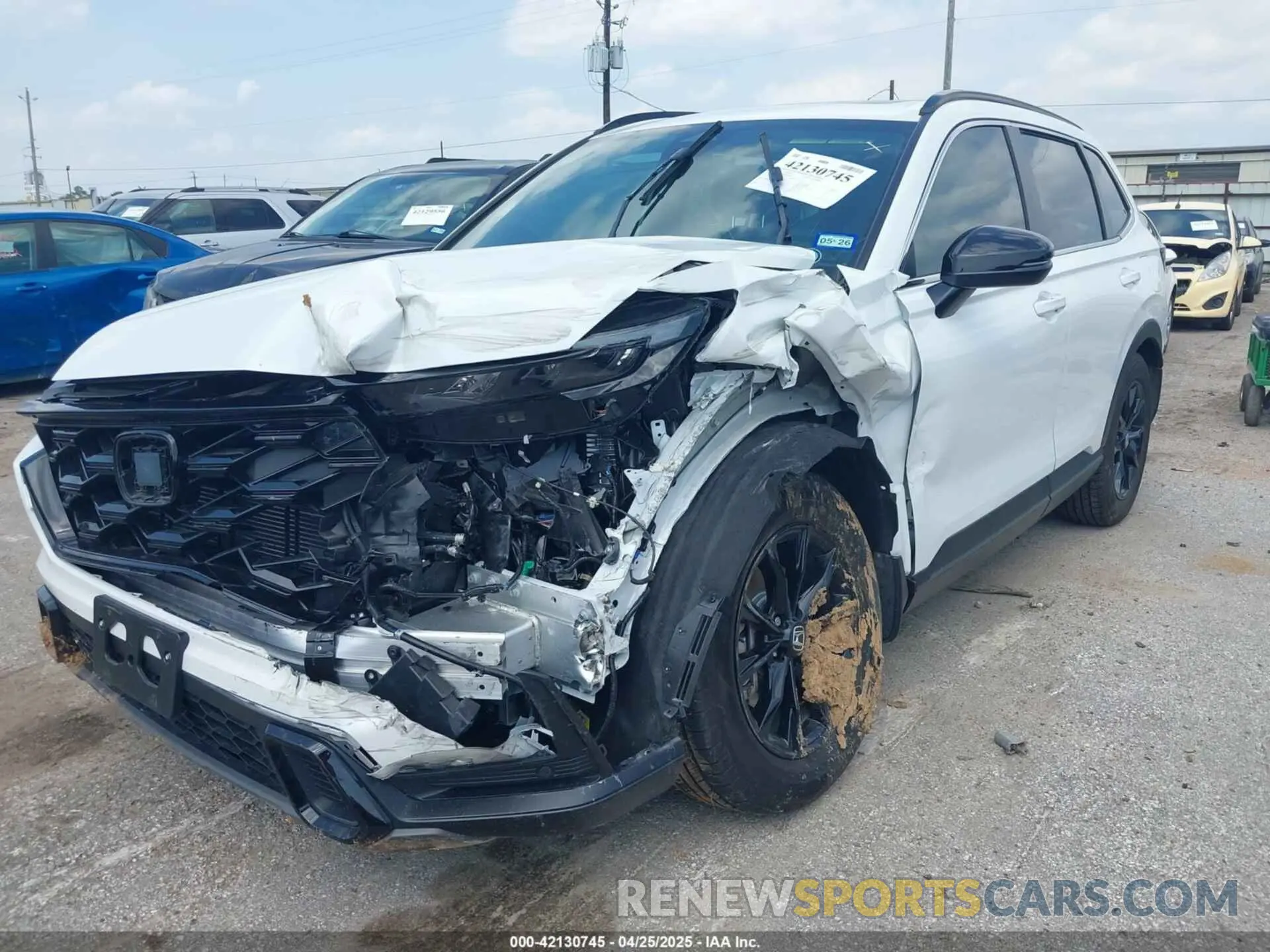 2 Photograph of a damaged car 7FARS5H82SE000907 HONDA CR-V HYBRID 2025