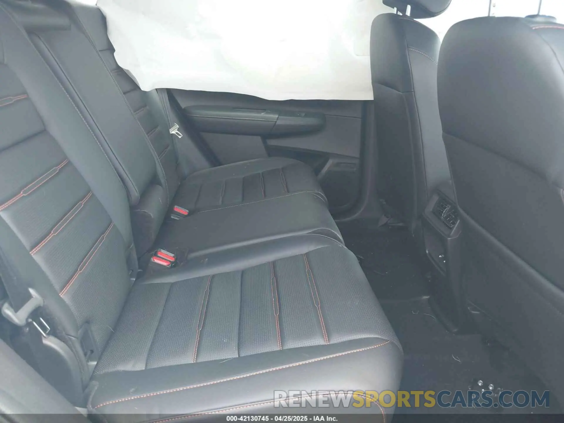 8 Photograph of a damaged car 7FARS5H82SE000907 HONDA CR-V HYBRID 2025