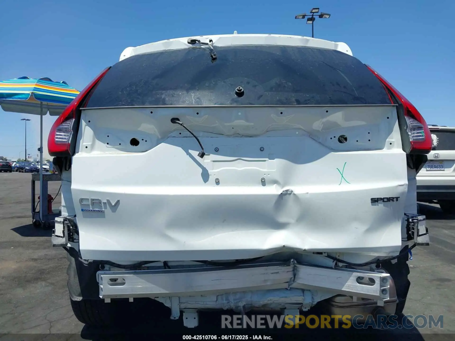 6 Photograph of a damaged car 7FARS5H85SE003056 HONDA CR-V HYBRID 2025