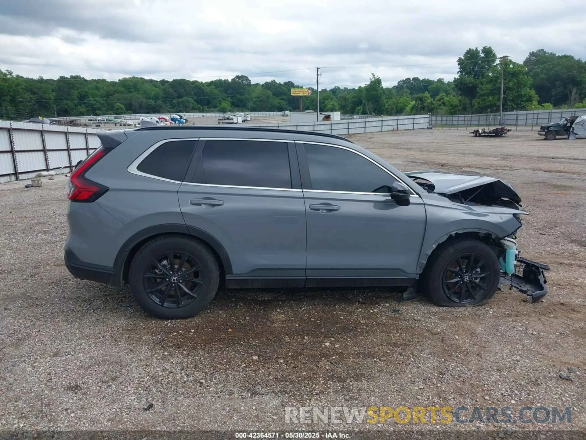 14 Photograph of a damaged car 7FARS5H88SE026749 HONDA CR-V HYBRID 2025